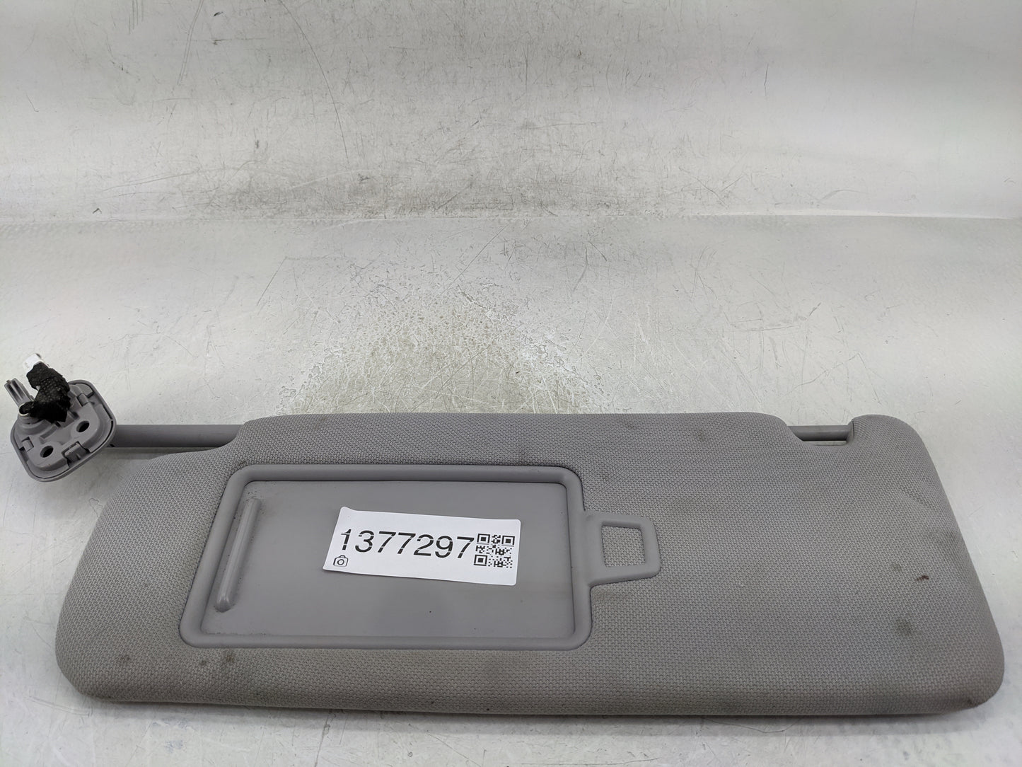 2015-2019 Hyundai Sonata Sun Visor Shade Replacement Driver Left Mirror Fits Fits 2015 2016 2017 2018 2019 OEM Used Auto Par
