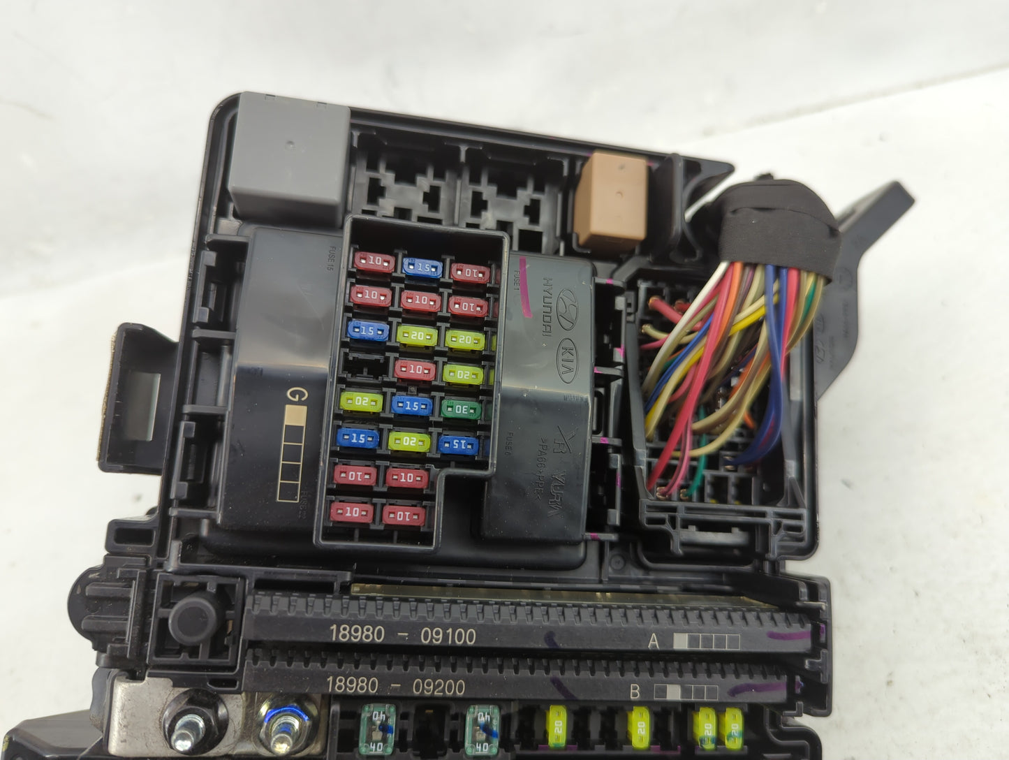 2018-2019 Hyundai Sonata Fusebox Fuse Box Panel Relay Module Fits Fits 2018 2019 OEM Used Auto Parts - Oemusedautoparts1.com