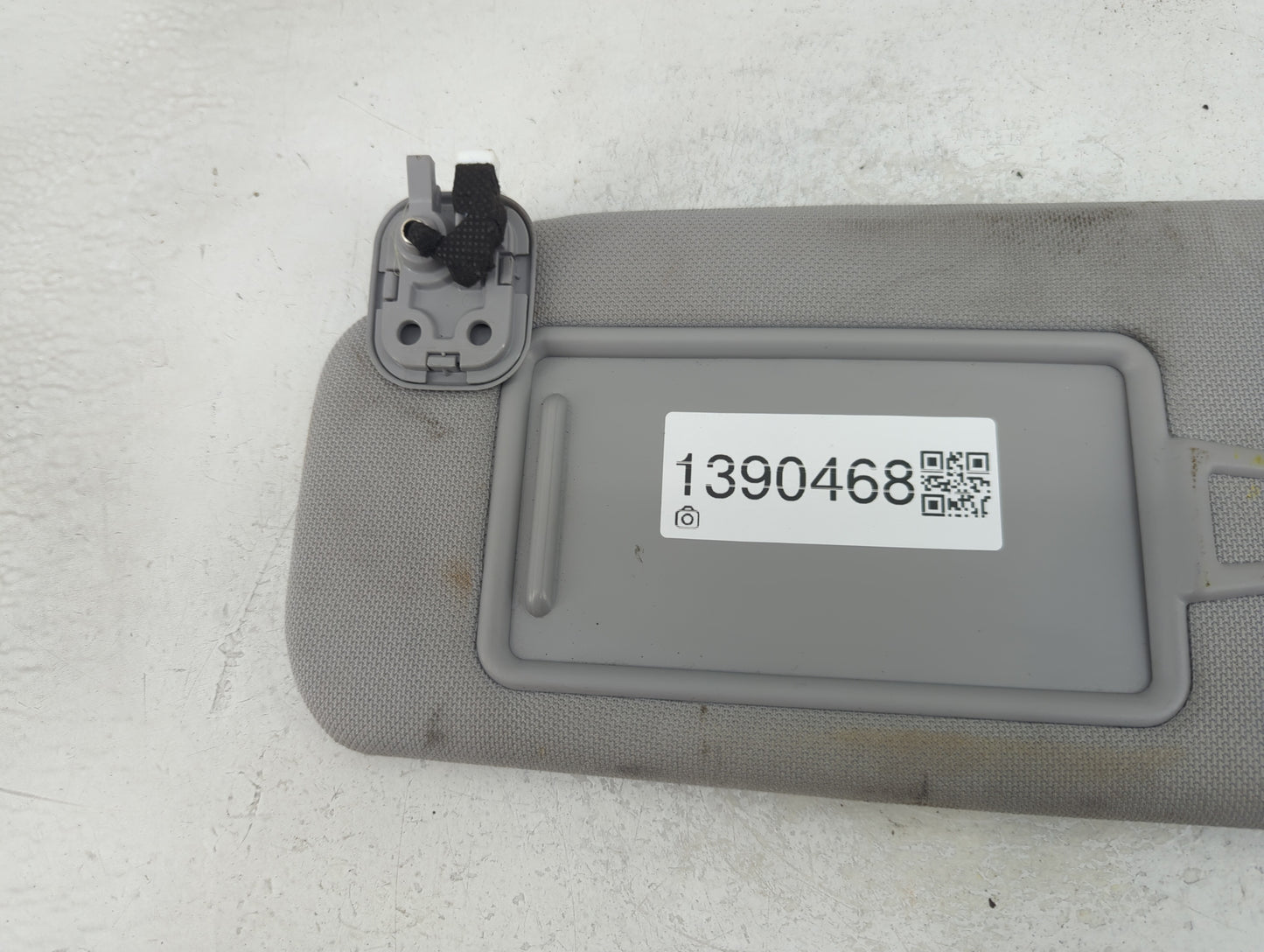 2016-2019 Hyundai Sonata Sun Visor Shade Replacement Driver Left Mirror Fits Fits 2016 2017 2018 2019 OEM Used Auto Parts - 
