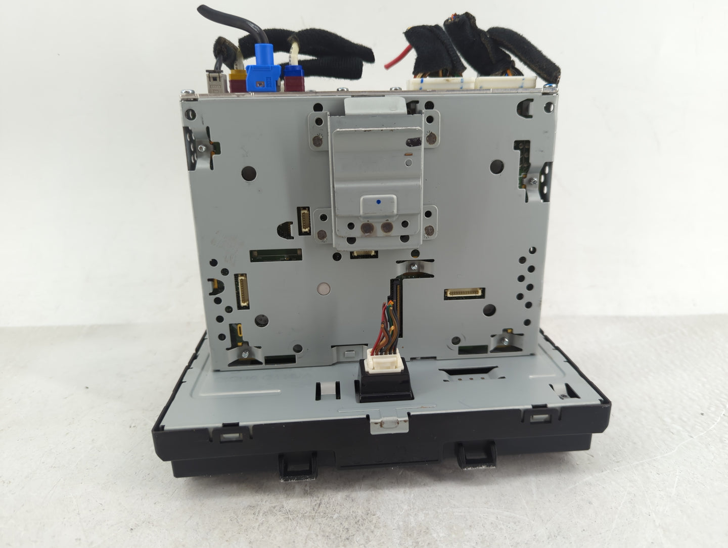 2018-2019 Hyundai Sonata Radio AM FM Cd Player Receiver Replacement P/N:96160C2UB04X Fits Fits 2018 2019 OEM Used Auto Parts