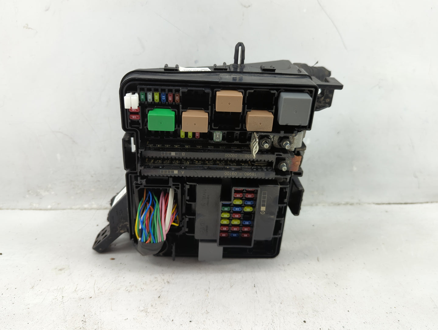 2018-2019 Hyundai Sonata Fusebox Fuse Box Panel Relay Module P/N:91951-E6850 Fits Fits 2018 2019 OEM Used Auto Parts - Oemus