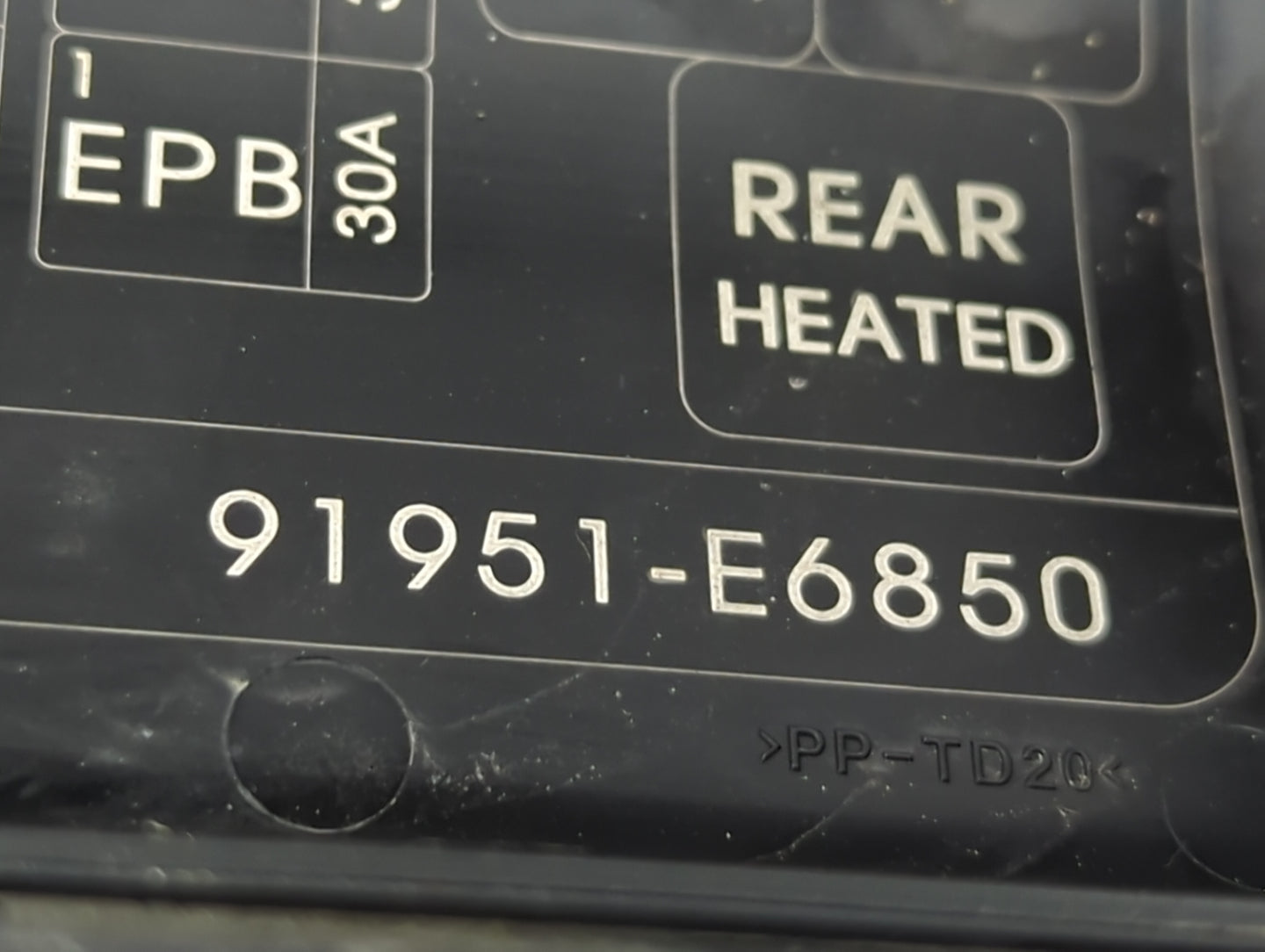 2018-2019 Hyundai Sonata Fusebox Fuse Box Panel Relay Module P/N:91951-E6850 Fits Fits 2018 2019 OEM Used Auto Parts - Oemus