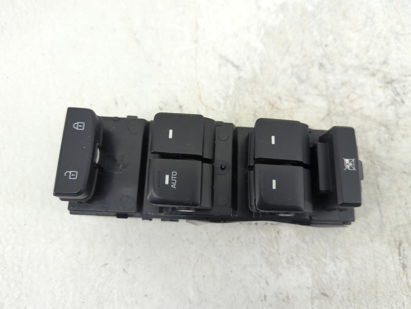 2015-2019 Hyundai Sonata Master Power Window Switch Replacement Driver Side Left P/N:93570-C1000 Fits OEM Used Auto Parts - 