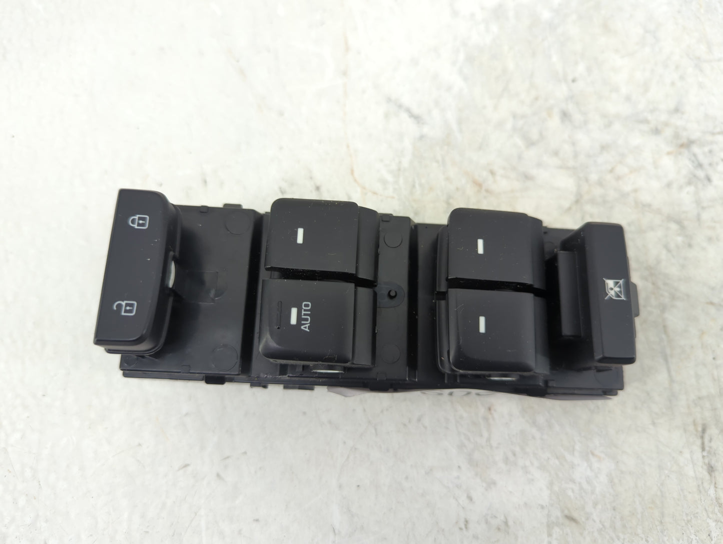 2015-2019 Hyundai Sonata Master Power Window Switch Replacement Driver Side Left P/N:93570-C1000 Fits OEM Used Auto Parts - 