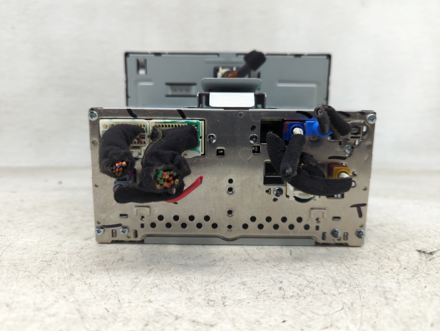 2018-2019 Hyundai Sonata Radio AM FM Cd Player Receiver Replacement P/N:96160C2UB04X Fits Fits 2018 2019 OEM Used Auto Parts