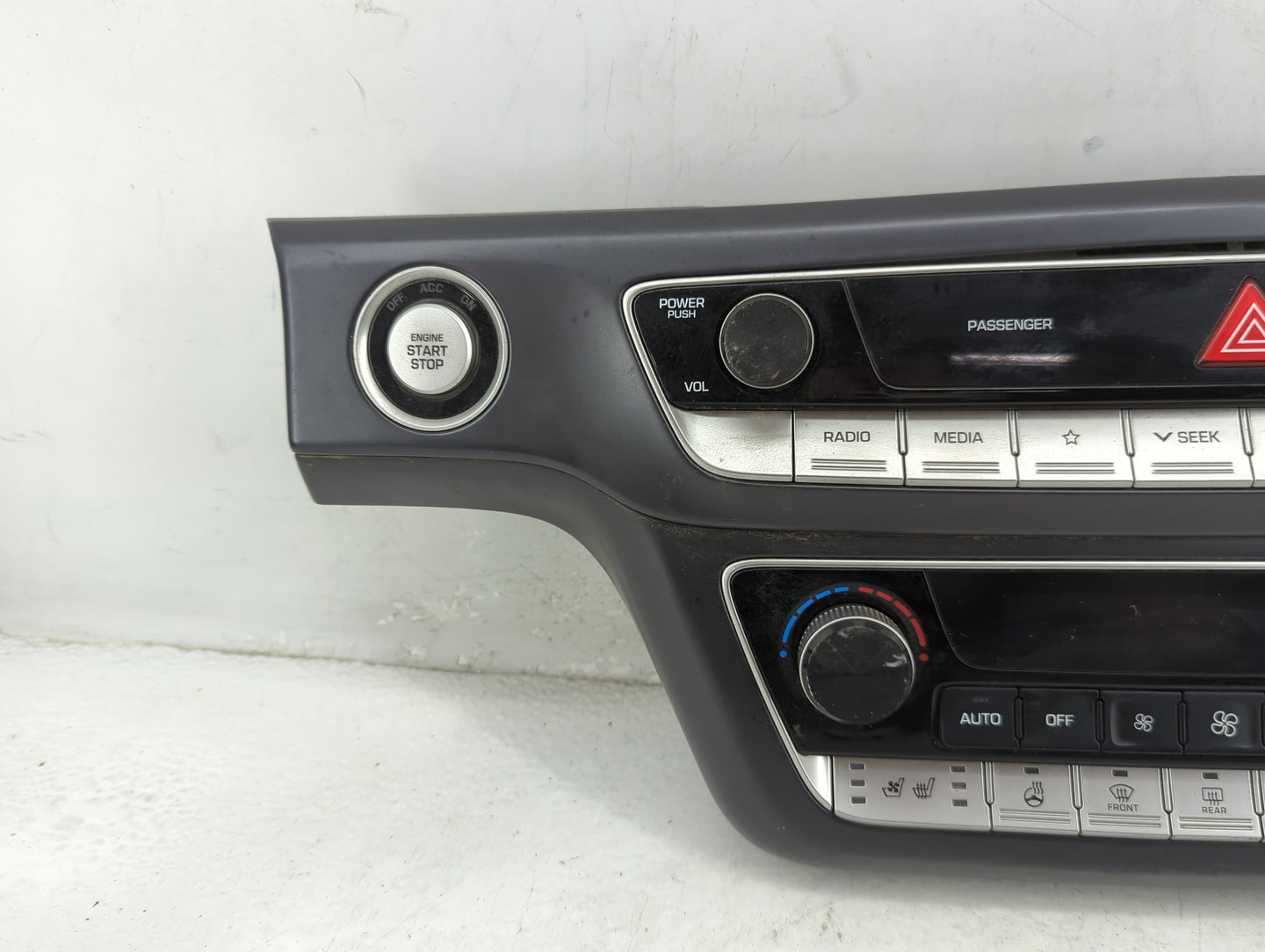 2018-2019 Hyundai Sonata Climate Control Module Temperature AC/Heater Replacement P/N:97250-C2BE0ZL5 Fits Fits 2018 2019 OEM