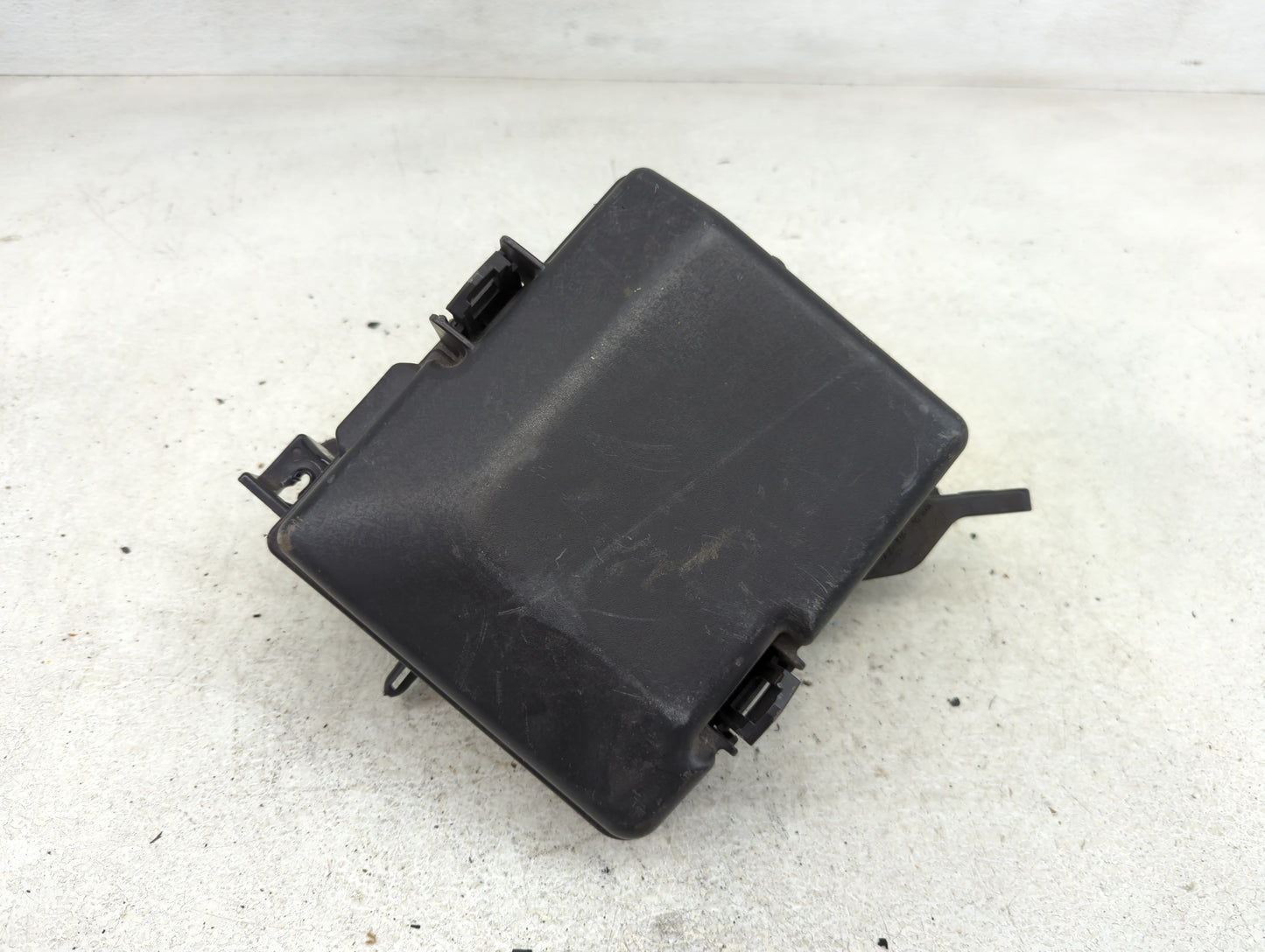 2018-2019 Hyundai Sonata Fusebox Fuse Box Panel Relay Module P/N:91951-C2850 Fits Fits 2018 2019 OEM Used Auto Parts - Oemus