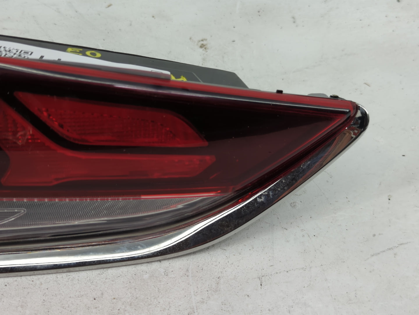 2018-2019 Hyundai Sonata Tail Light Assembly Driver Left OEM P/N:92403C2500 Fits Fits 2018 2019 OEM Used Auto Parts - Oemuse