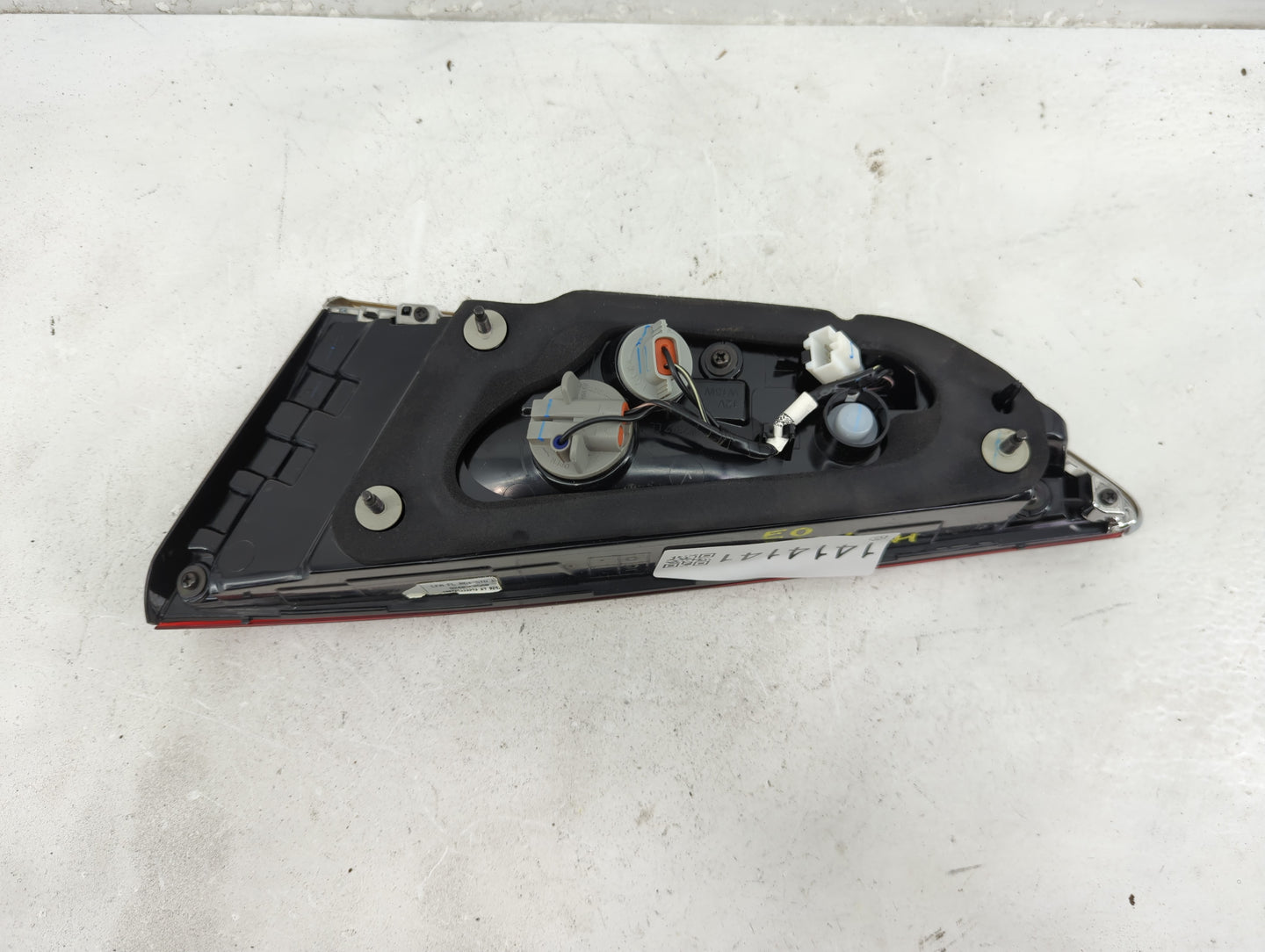 2018-2019 Hyundai Sonata Tail Light Assembly Driver Left OEM P/N:92403C2500 Fits Fits 2018 2019 OEM Used Auto Parts - Oemuse