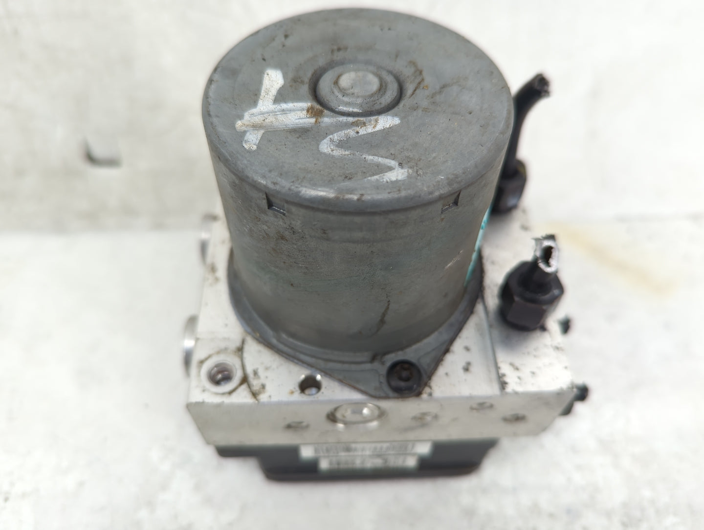 2018-2019 Hyundai Sonata ABS Pump Control Module Replacement P/N:61589-45100 LL317H240631 Fits Fits 2018 2019 OEM Used Auto 