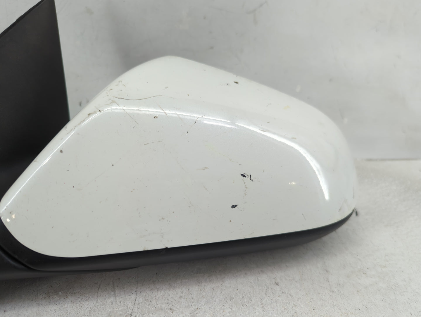 2018-2019 Hyundai Sonata Driver Side View Mirror - Left Door Mirror OEM Used - Oemusedautoparts1.com