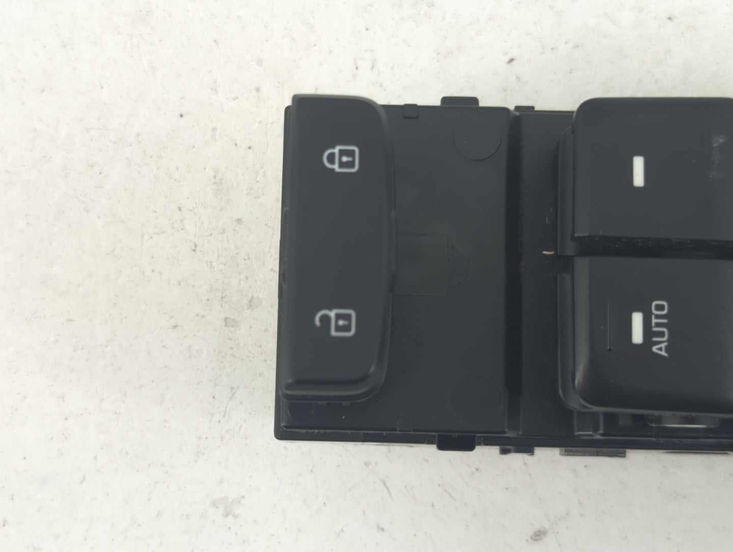 2015-2019 Hyundai Sonata Master Power Window Switch Replacement Driver Side Left P/N:93570-C1000 Fits OEM Used Auto Parts - 