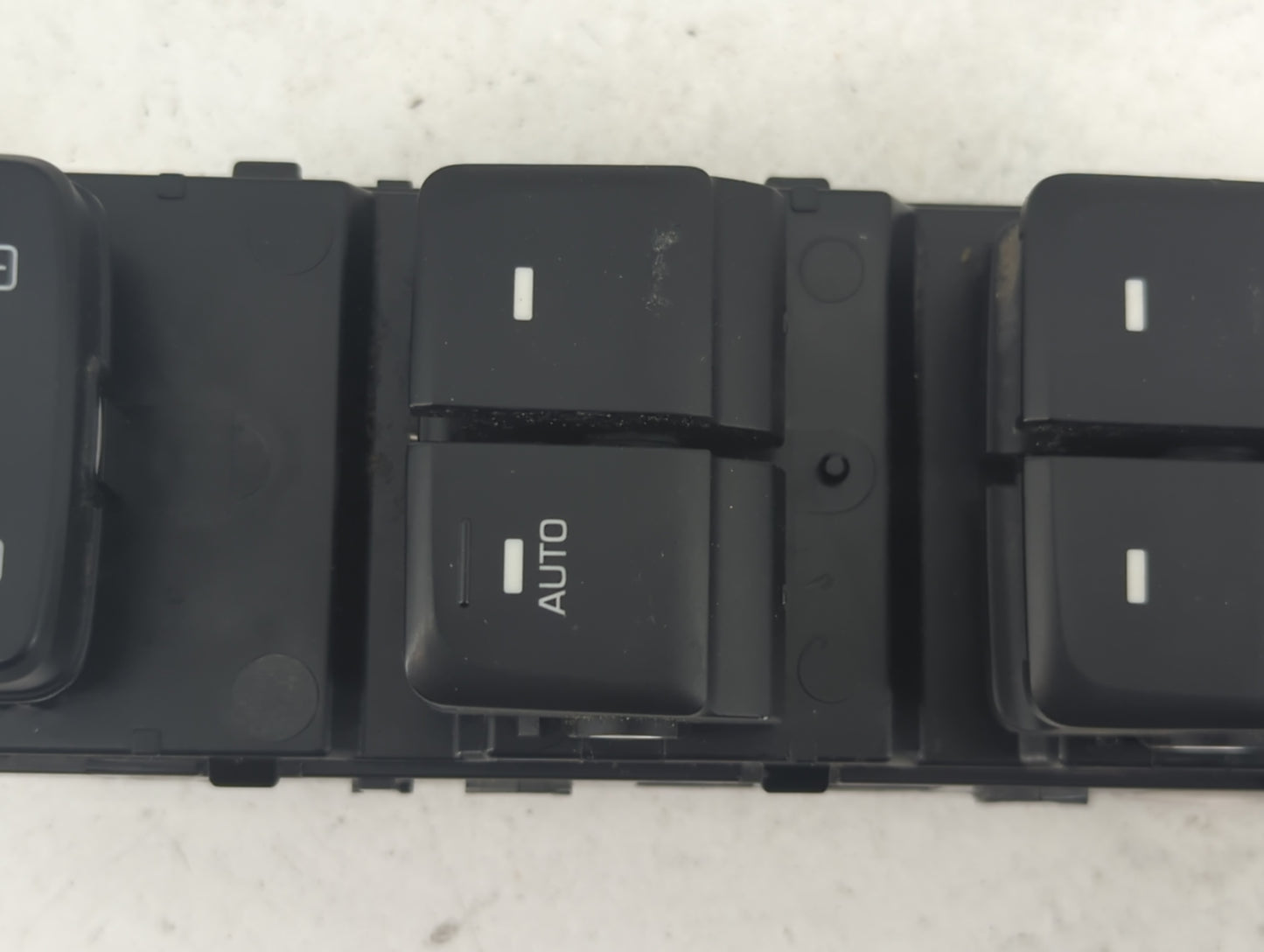 2015-2019 Hyundai Sonata Master Power Window Switch Replacement Driver Side Left P/N:93570-C1000 Fits OEM Used Auto Parts - 