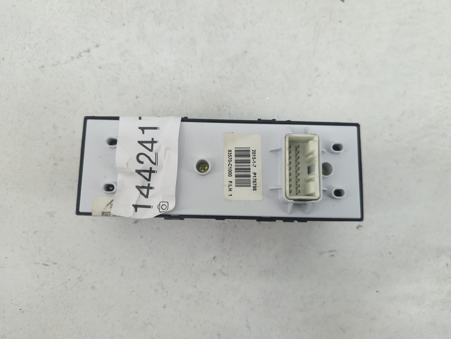 2015-2019 Hyundai Sonata Master Power Window Switch Replacement Driver Side Left P/N:93570-C1000 Fits OEM Used Auto Parts - 
