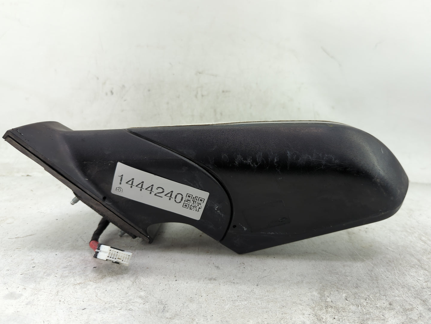 2018-2019 Hyundai Sonata Driver Side View Mirror - Left Door Mirror OEM Used - Oemusedautoparts1.com