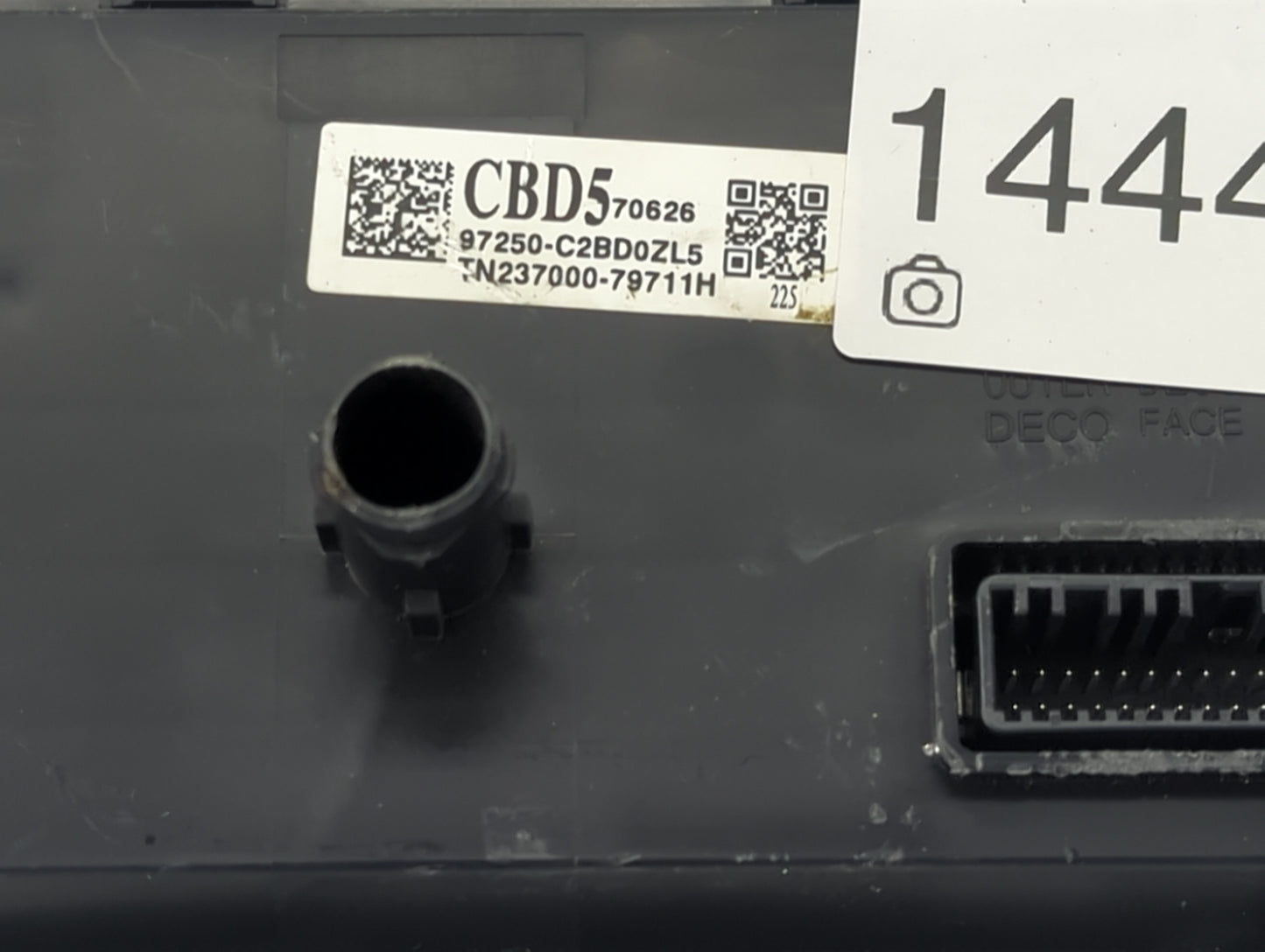 2018 Hyundai Sonata Climate Control Module Temperature AC/Heater Replacement P/N:97250-C2BD0ZL5 N237000-79711H Fits OEM Used