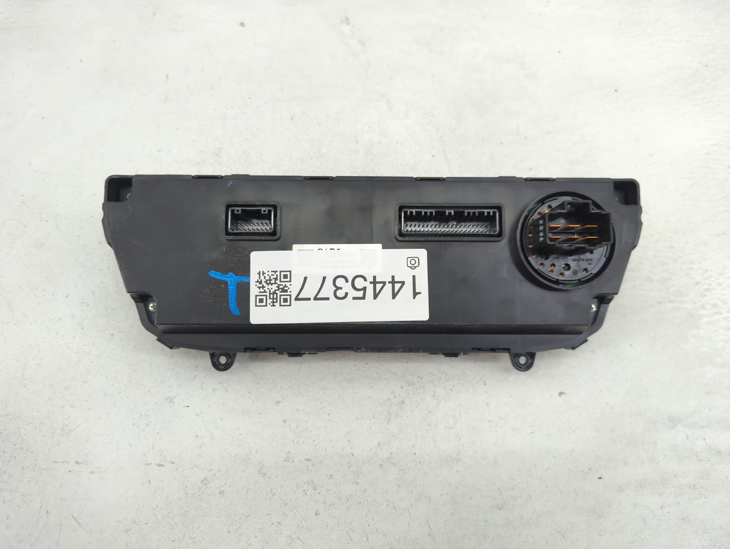2018-2019 Hyundai Sonata Climate Control Module Temperature AC/Heater Replacement P/N:97250-C2AB0ZL5 TN237000-80011H Fits OE