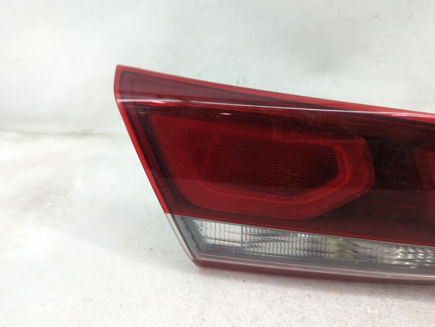 2018-2019 Hyundai Sonata Tail Light Assembly Driver Left OEM P/N:92403-F30 Fits Fits 2018 2019 OEM Used Auto Parts - Oemused
