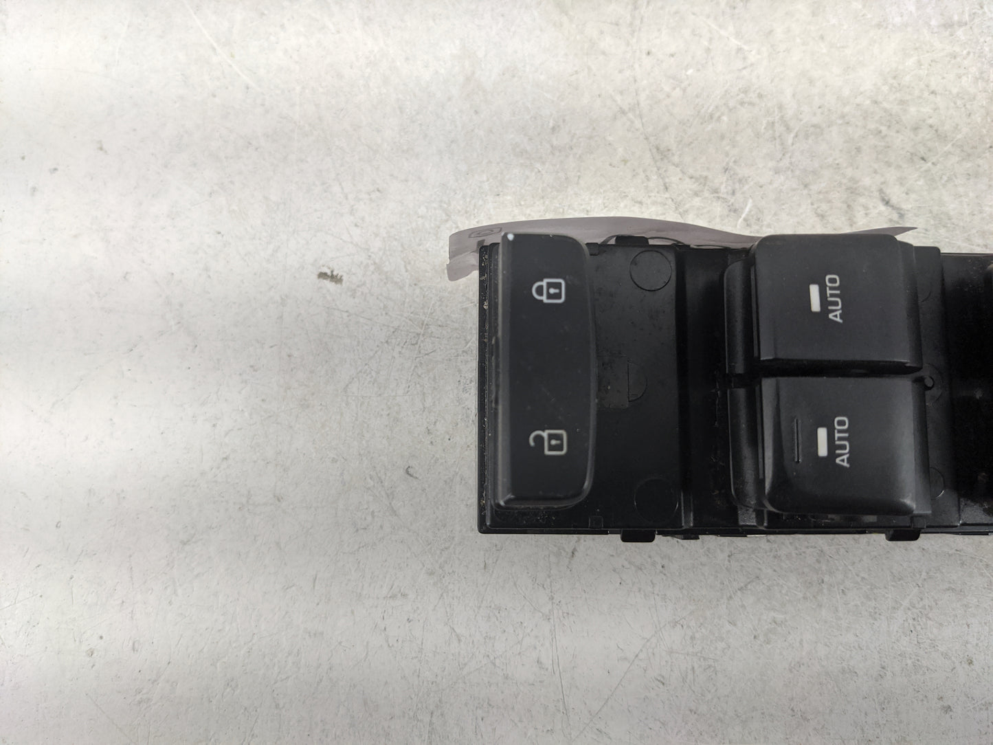 2015-2019 Hyundai Sonata Master Power Window Switch Replacement Driver Side Left P/N:93570-C1010 Fits OEM Used Auto Parts - 