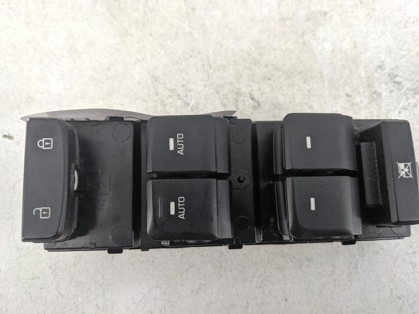 2015-2019 Hyundai Sonata Master Power Window Switch Replacement Driver Side Left P/N:93570-C1010 Fits OEM Used Auto Parts - 
