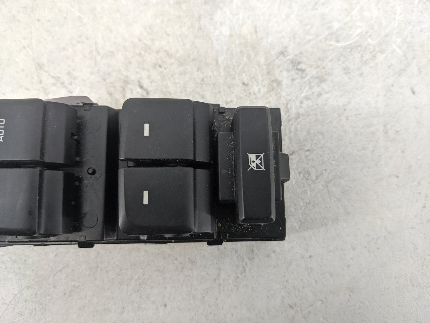 2015-2019 Hyundai Sonata Master Power Window Switch Replacement Driver Side Left P/N:93570-C1010 Fits OEM Used Auto Parts - 