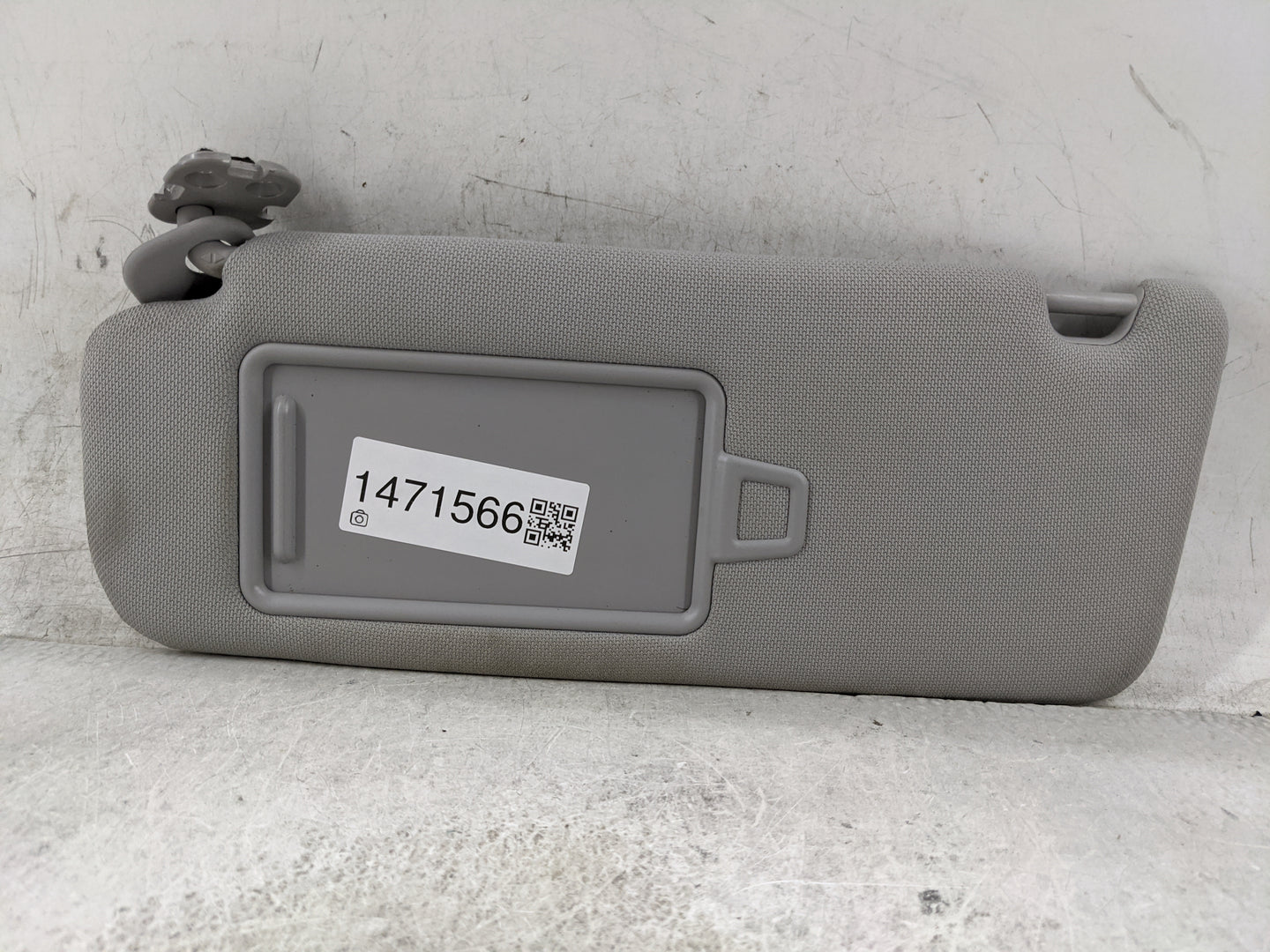 2015-2019 Hyundai Sonata Sun Visor Shade Replacement Driver Left Mirror Fits Fits 2015 2016 2017 2018 2019 OEM Used Auto Par