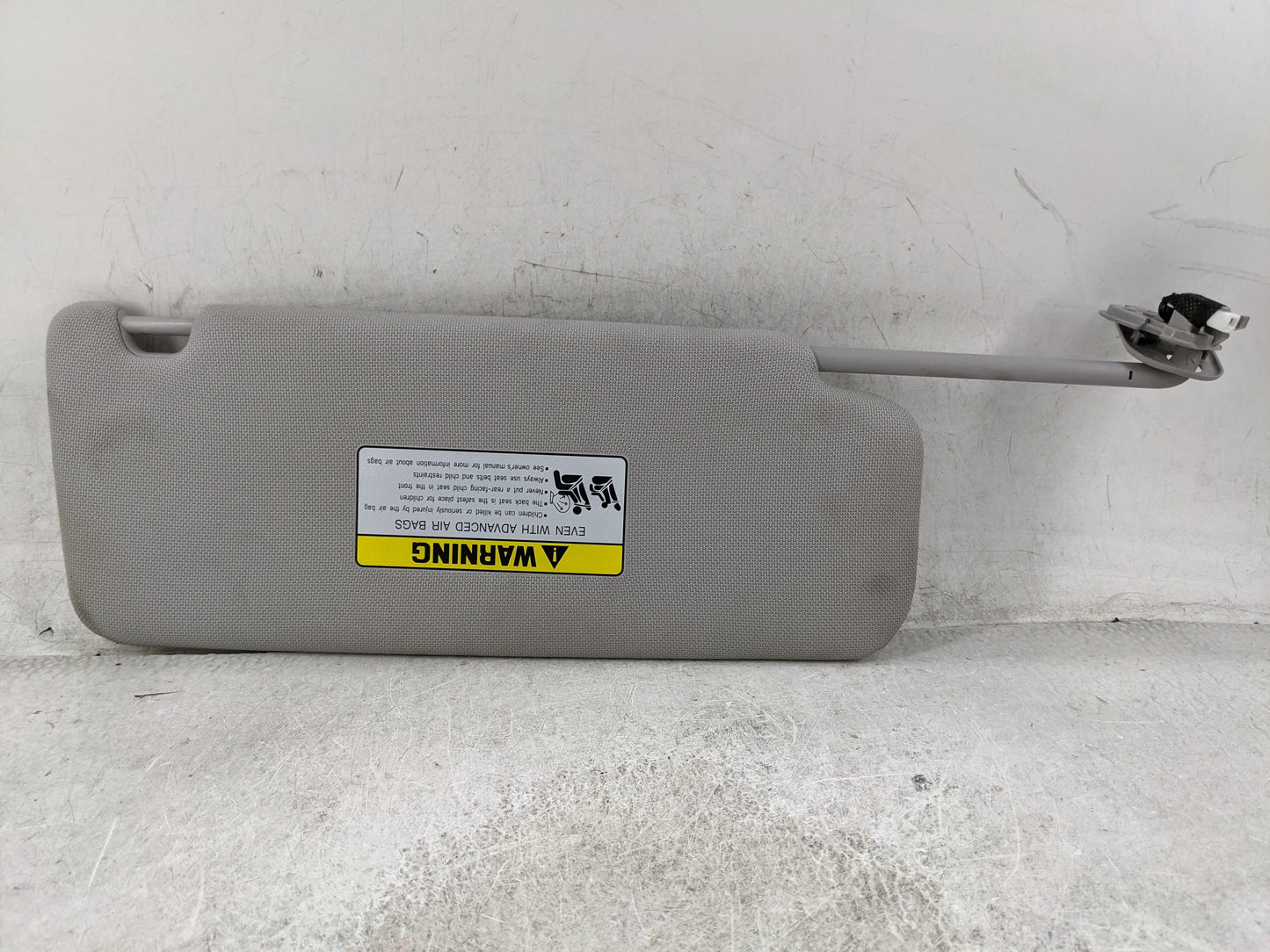 2015-2019 Hyundai Sonata Sun Visor Shade Replacement Driver Left Mirror Fits Fits 2015 2016 2017 2018 2019 OEM Used Auto Par