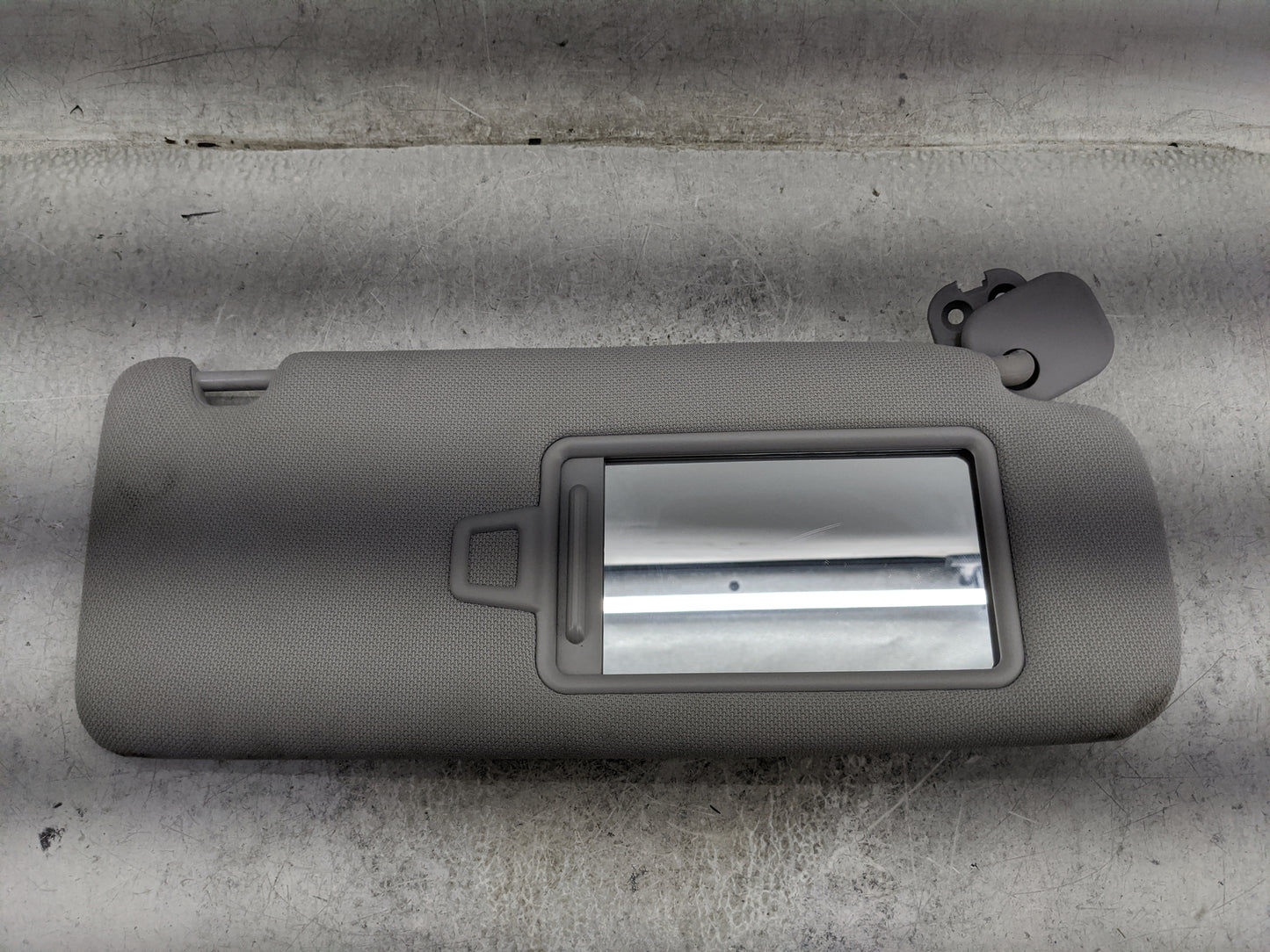 2015-2019 Hyundai Sonata Sun Visor Shade Replacement Passenger Right Mirror Fits Fits 2015 2016 2017 2018 2019 OEM Used Auto