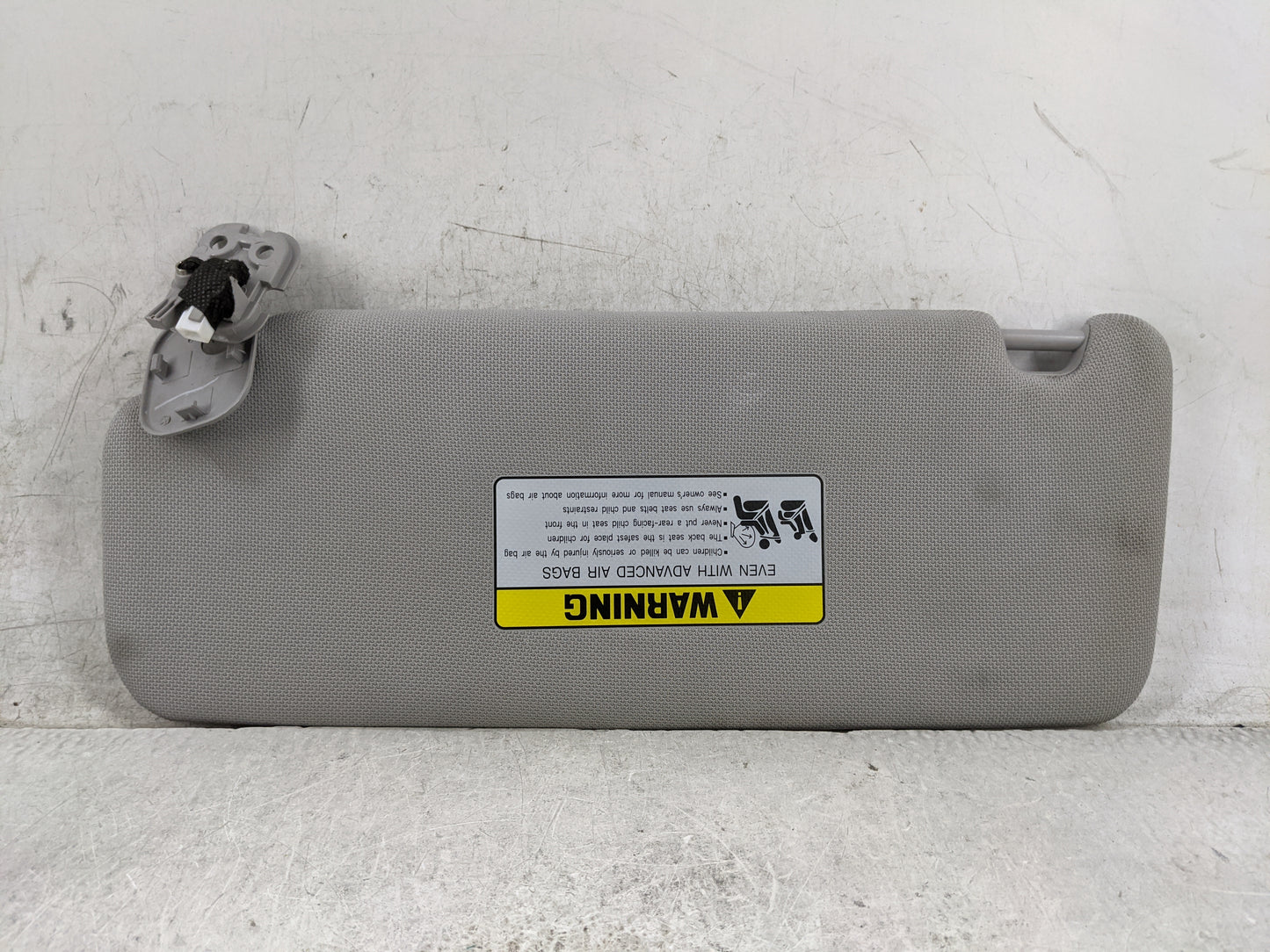 2015-2019 Hyundai Sonata Sun Visor Shade Replacement Passenger Right Mirror Fits Fits 2015 2016 2017 2018 2019 OEM Used Auto