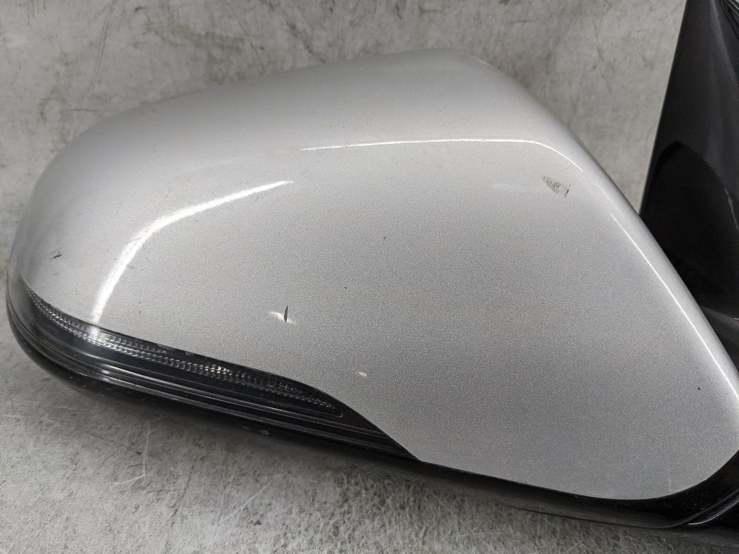 2018-2019 Hyundai Sonata Passenger Side View Mirror - Right Door Mirror OEM Used - Oemusedautoparts1.com