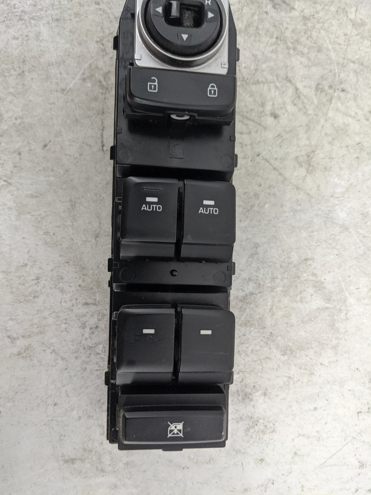 2018-2019 Hyundai Sonata Master Power Window Switch Replacement Driver Side Left Fits Fits 2018 2019 OEM Used Auto Parts - O