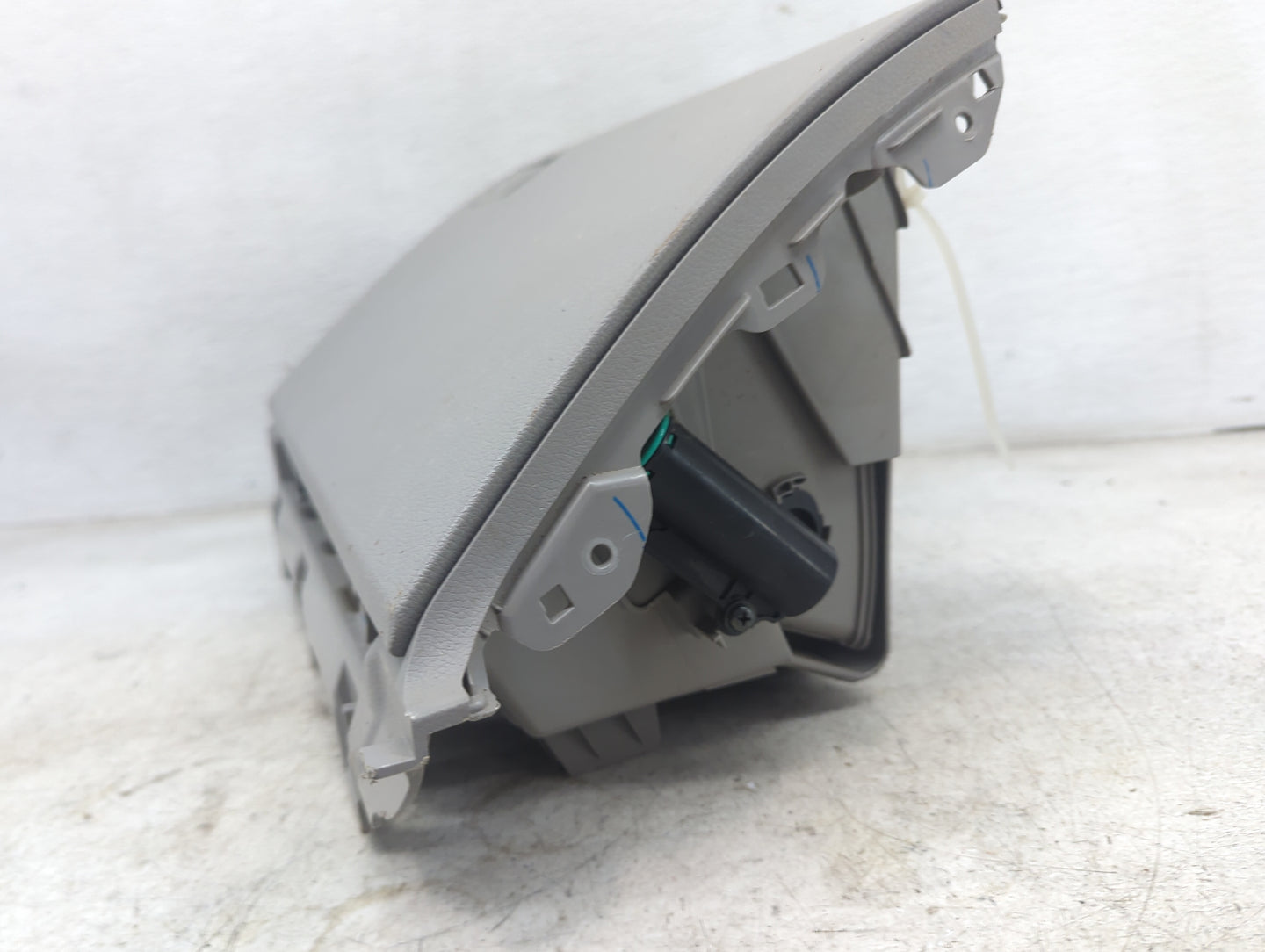 2018 Hyundai Sonata Passenger Glove Box Door Storage Compartment - Oemusedautoparts1.com
