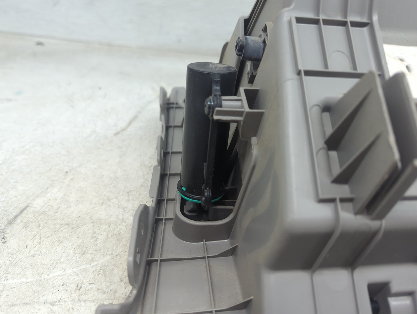 2018 Hyundai Sonata Passenger Glove Box Door Storage Compartment - Oemusedautoparts1.com