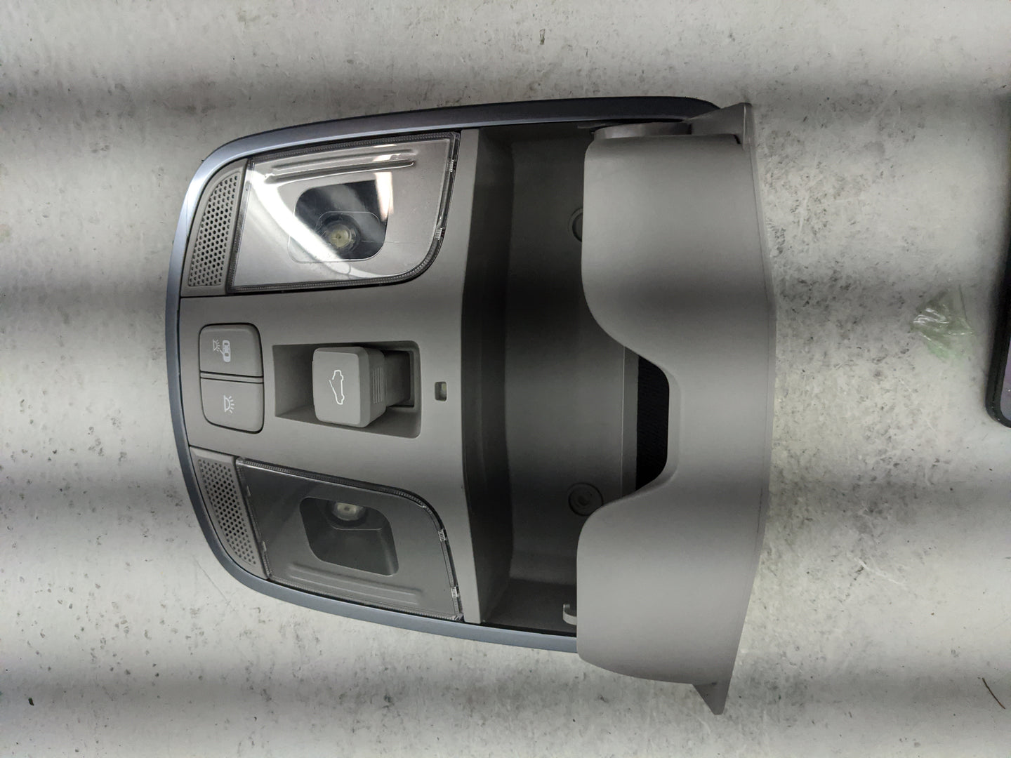 2018 Hyundai Sonata Overhead Roof Console Gray - Oemusedautoparts1.com