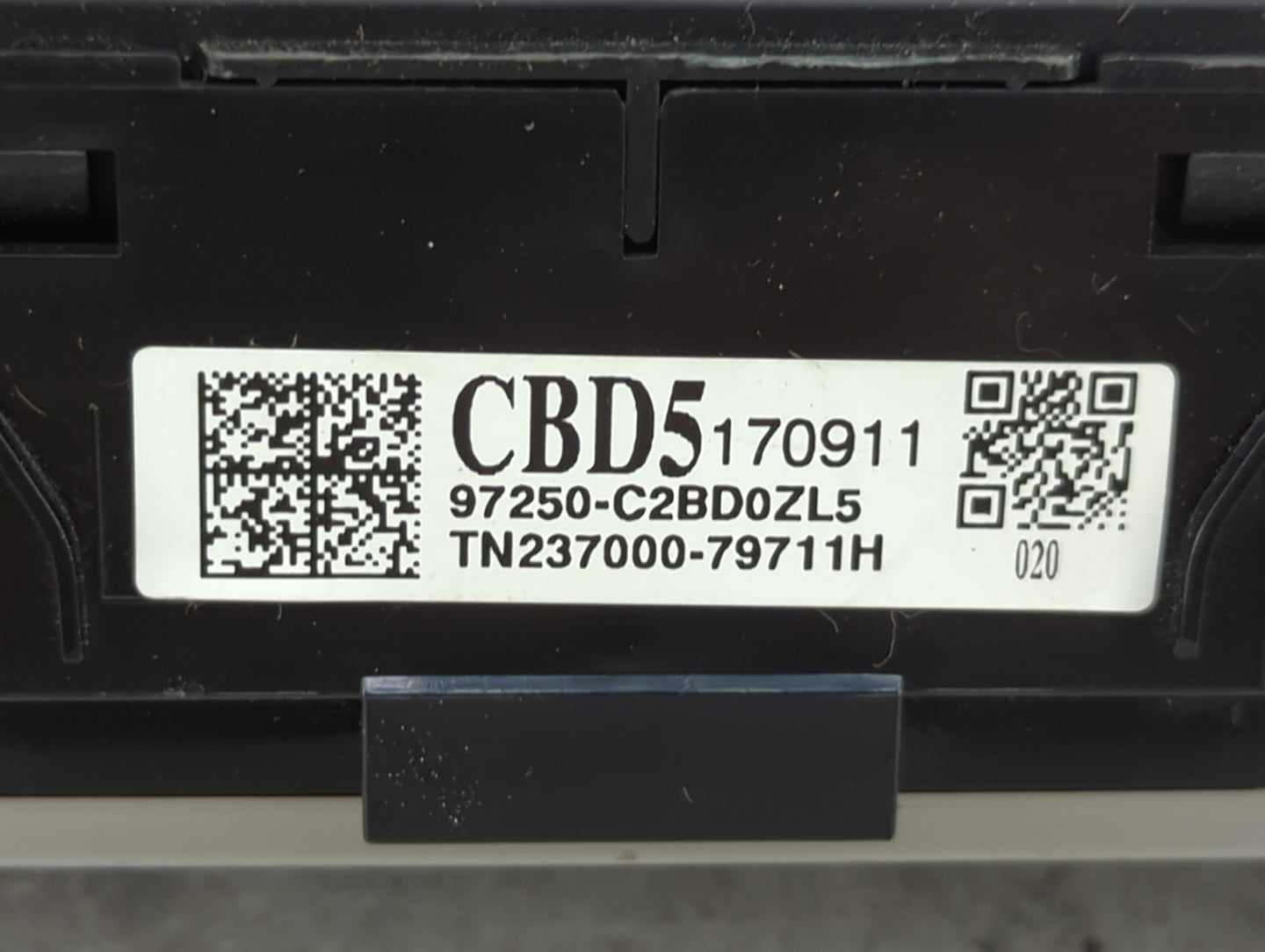 2018-2019 Hyundai Sonata Climate Control Module Temperature AC/Heater Replacement P/N:97250-C2BD0ZL5 TN237000-79711H Fits OE