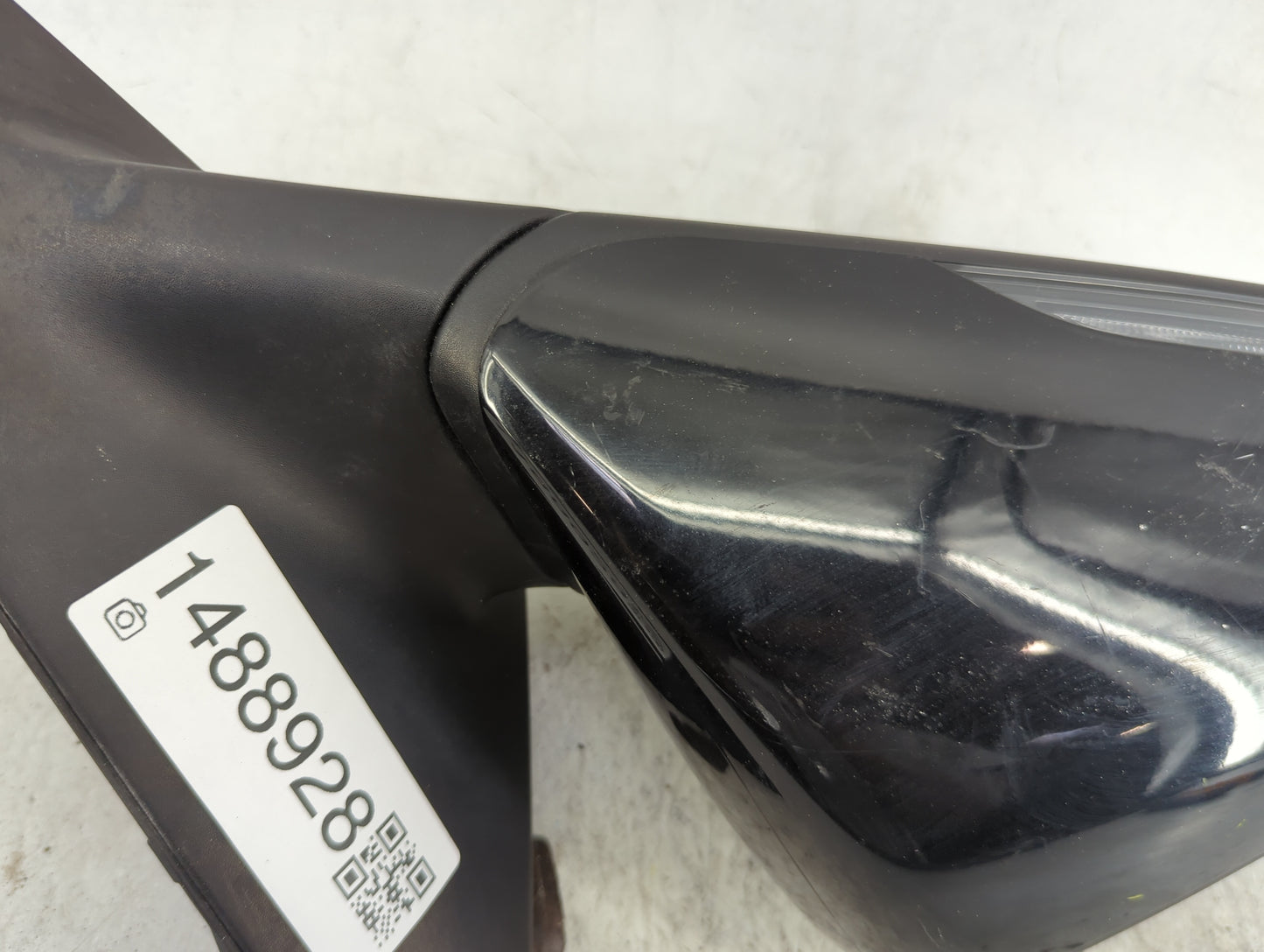 2018-2019 Hyundai Sonata Passenger Side View Mirror - Right Door Mirror OEM Used - Oemusedautoparts1.com