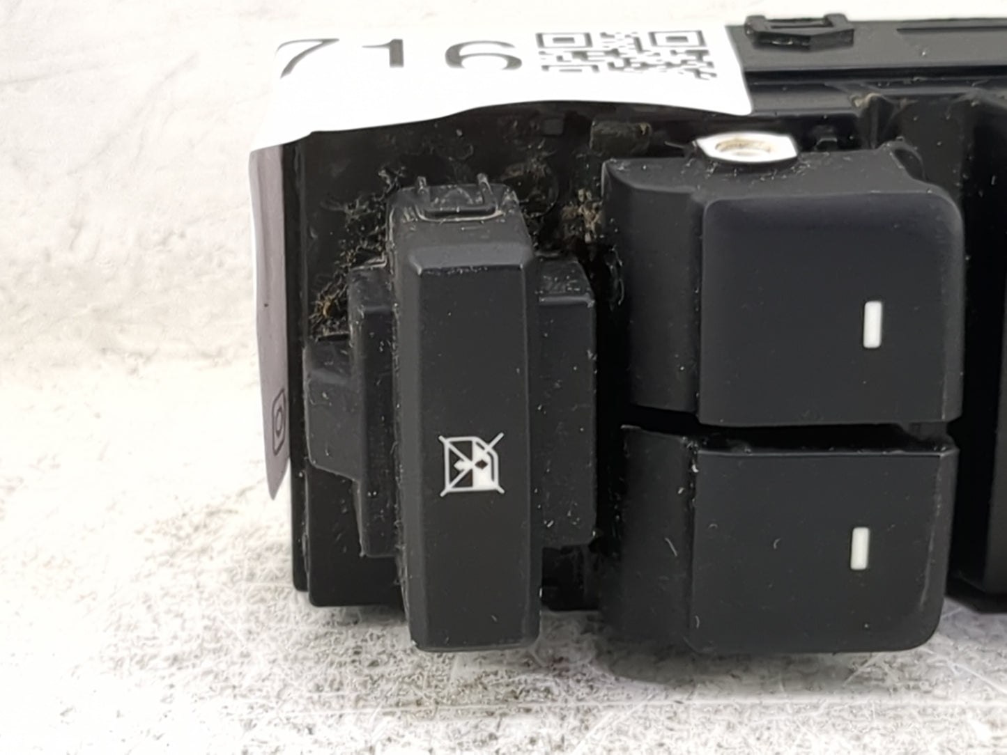 2015-2019 Hyundai Sonata Master Power Window Switch Replacement Driver Side Left P/N:93570-C1000 Fits OEM Used Auto Parts - 