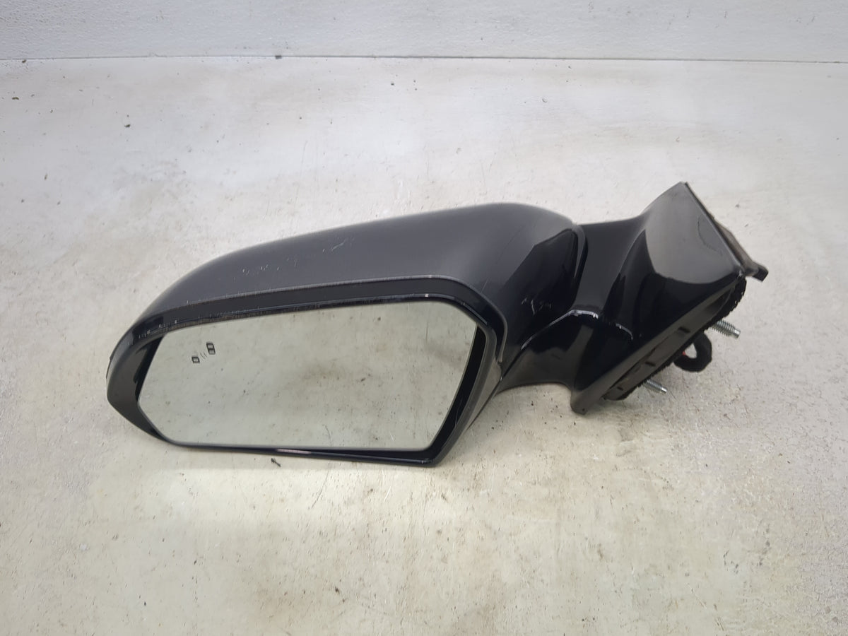 2018-2019 Hyundai Sonata Driver Side View Mirror - Left Door Mirror OEM Used - Oemusedautoparts1.com