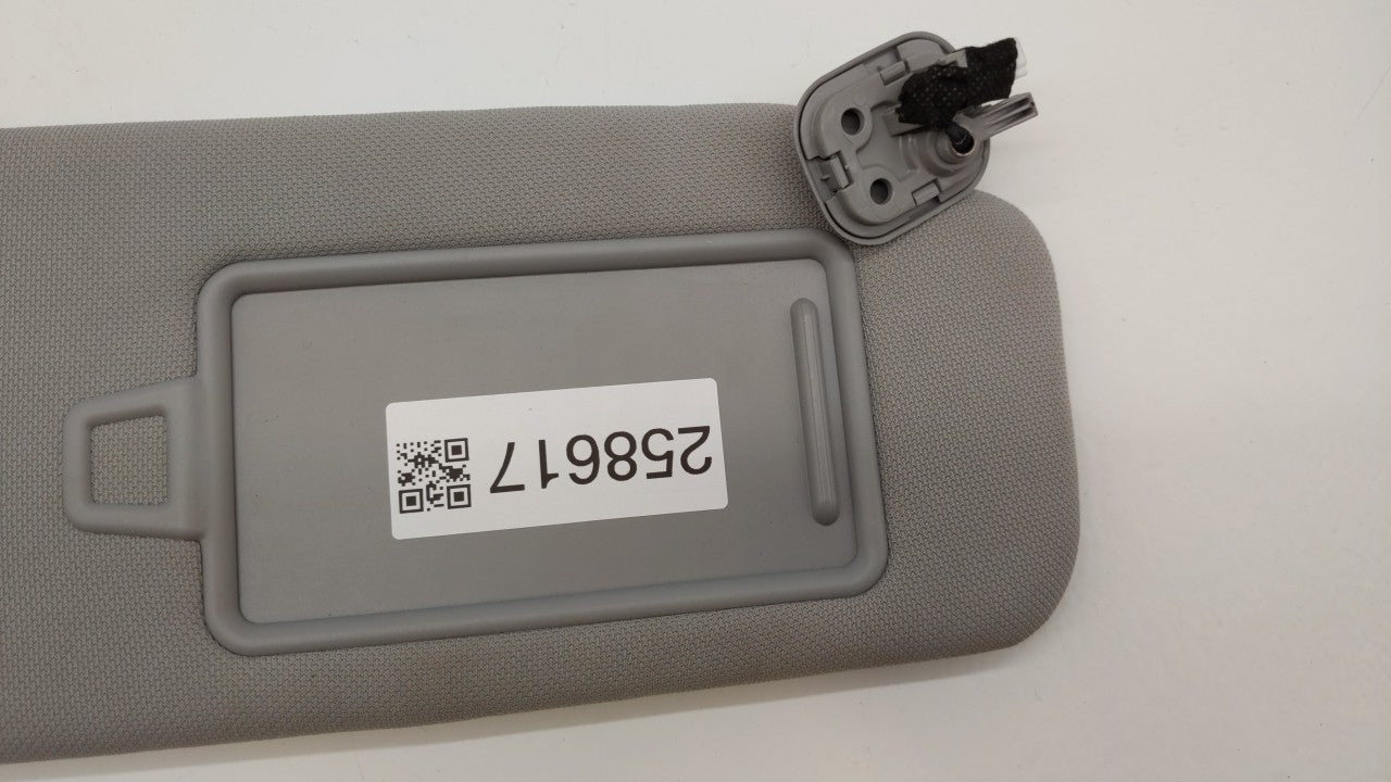 2015-2019 Hyundai Sonata Sun Visor Shade Replacement Passenger Right Mirror Fits Fits 2015 2016 2017 2018 2019 OEM Used Auto