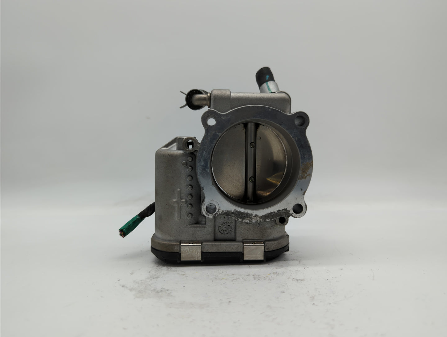 2015-2019 Hyundai Sonata Throttle Body P/N:35100-2G600 Fits Fits 2015 2016 2017 2018 2019 OEM Used Auto Parts - Oemusedautop