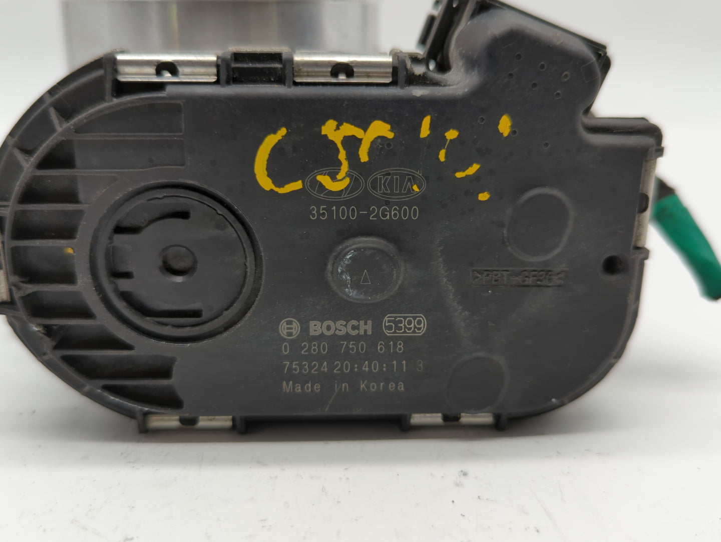 2015-2019 Hyundai Sonata Throttle Body P/N:35100-2G600 Fits Fits 2015 2016 2017 2018 2019 OEM Used Auto Parts - Oemusedautop