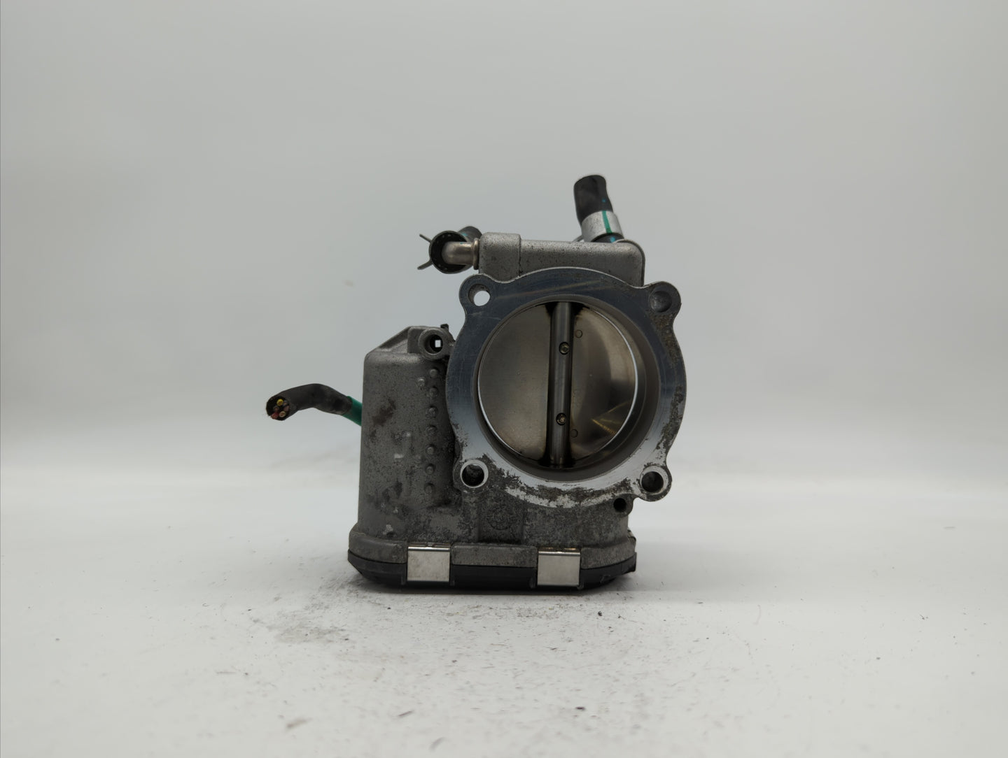 2015-2019 Hyundai Sonata Throttle Body P/N:35100-2G600 Fits Fits 2015 2016 2017 2018 2019 OEM Used Auto Parts - Oemusedautop