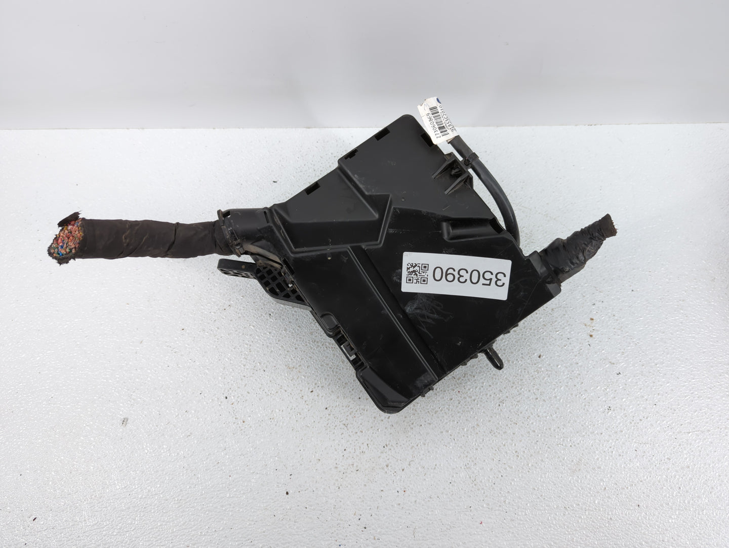 2018-2019 Hyundai Sonata Fusebox Fuse Box Panel Relay Module P/N:912A0C2370LA 912A0C2088LA, 6423-0102-7 Fits Fits 2018 2019 