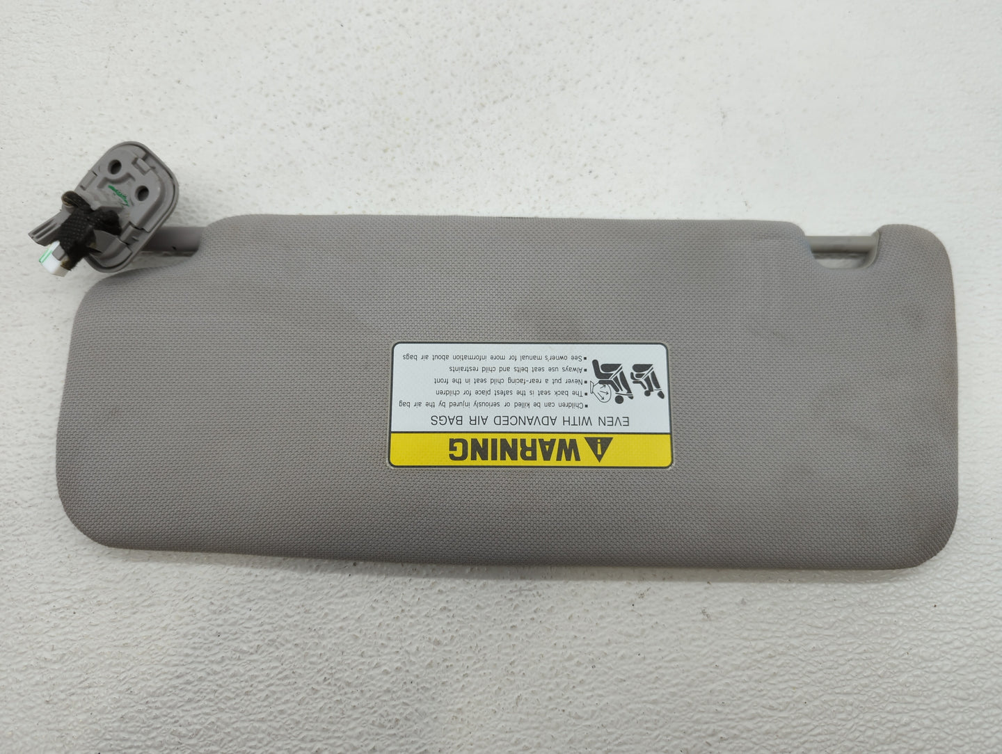 2015-2019 Hyundai Sonata Sun Visor Shade Replacement Passenger Right Mirror Fits Fits 2015 2016 2017 2018 2019 OEM Used Auto