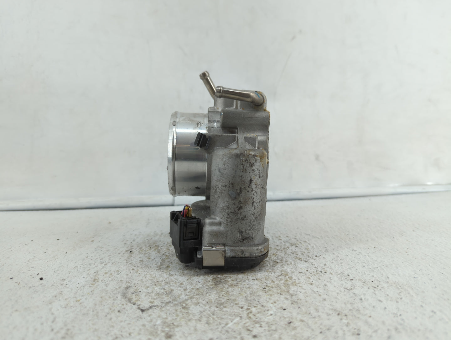 2015-2019 Hyundai Sonata Throttle Body P/N:0 280 750 618 35100-2G600 Fits Fits 2015 2016 2017 2018 2019 OEM Used Auto Parts 