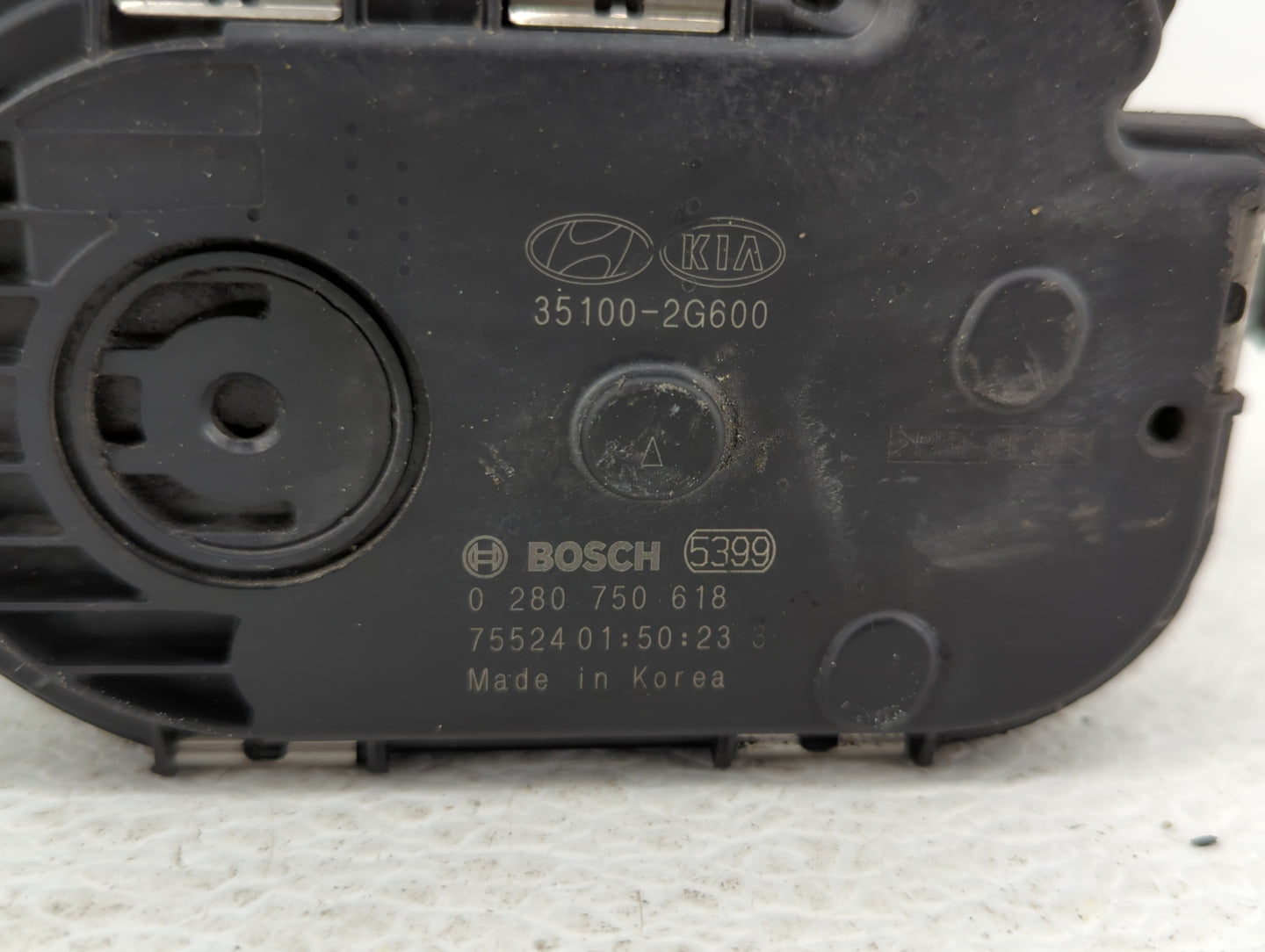 2015-2019 Hyundai Sonata Throttle Body P/N:0 280 750 618 35100-2G600 Fits Fits 2015 2016 2017 2018 2019 2020 2021 OEM Used A