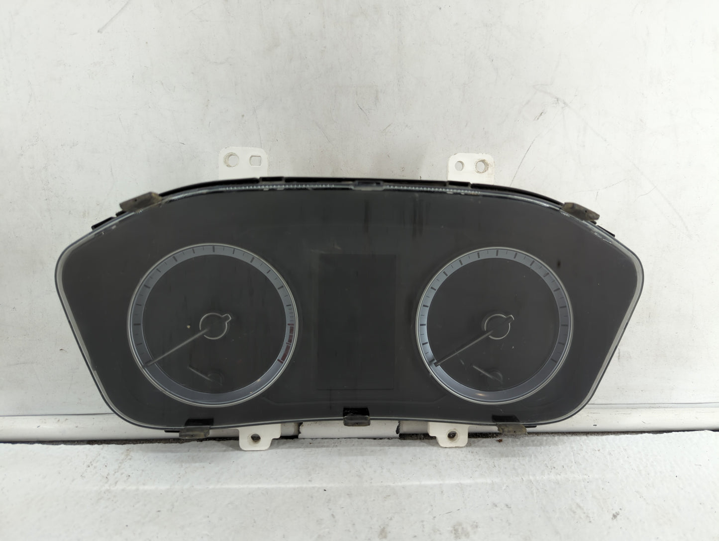 2018 Hyundai Sonata Instrument Cluster Speedometer Gauges P/N:94051-C2000 94041-C2000 Miles: Fits OEM Used Auto Parts - Oemu