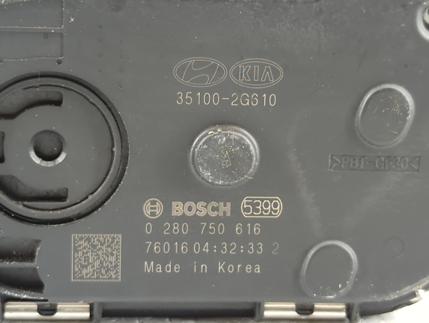 2015-2019 Hyundai Sonata Throttle Body P/N:35100-2G610 Fits Fits 2015 2016 2017 2018 2019 OEM Used Auto Parts - Oemusedautop