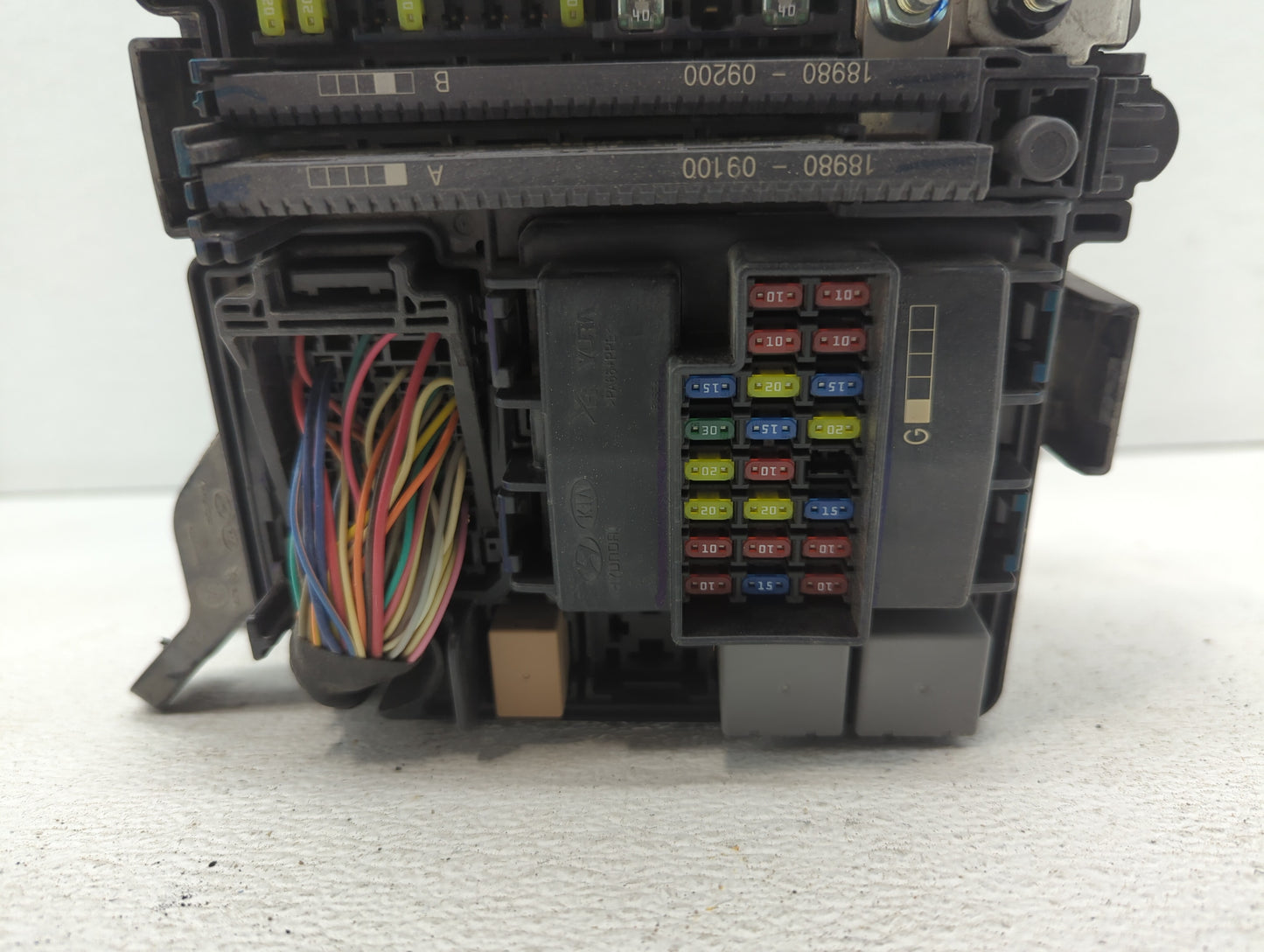 2018-2019 Hyundai Sonata Fusebox Fuse Box Panel Relay Module P/N:912A0C2490 Fits Fits 2018 2019 OEM Used Auto Parts - Oemuse