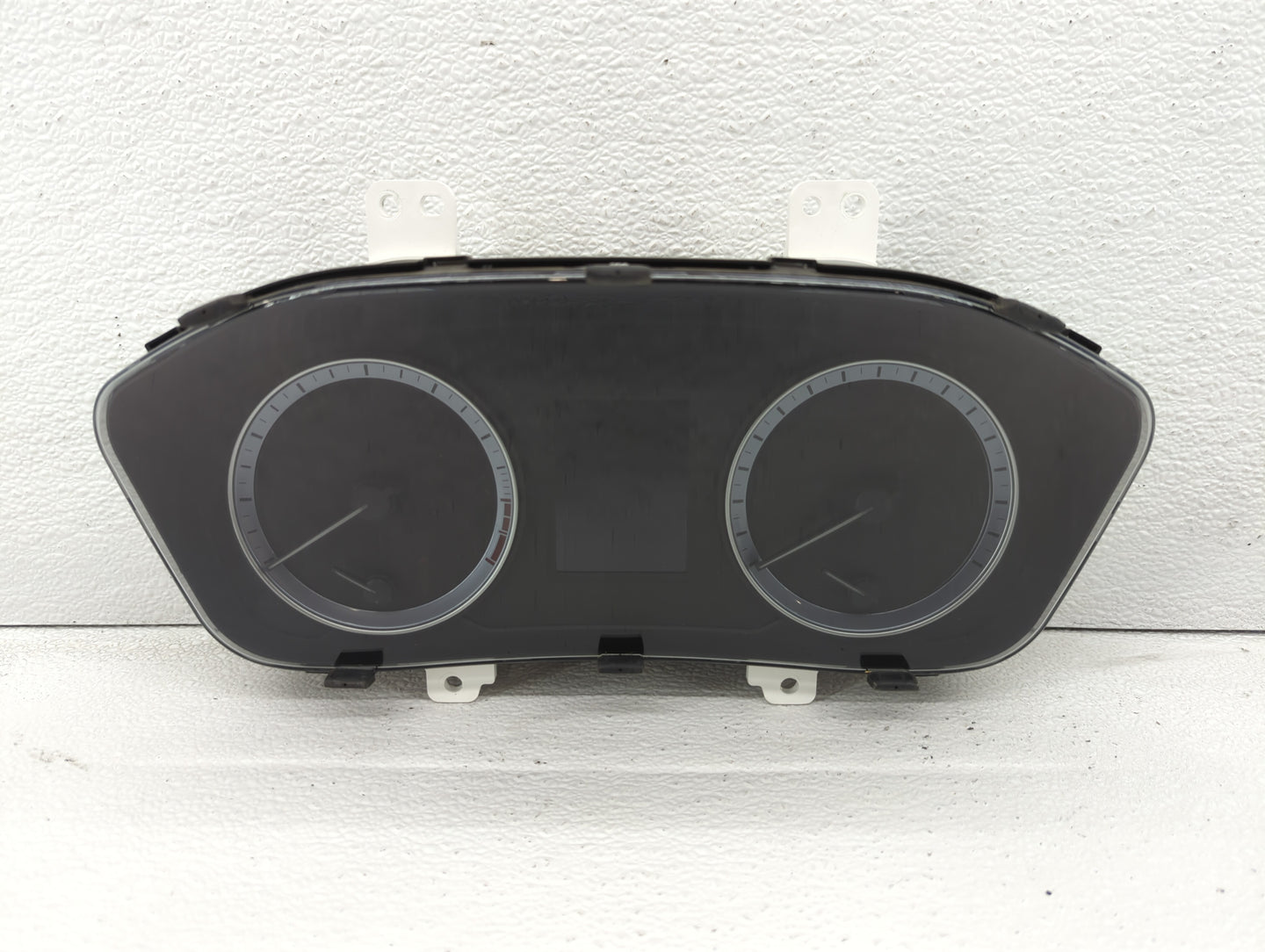 2018 Hyundai Sonata Instrument Cluster Speedometer Gauges P/N:94051-C2000 94041-C2000 Fits OEM Used Auto Parts - Oemusedauto